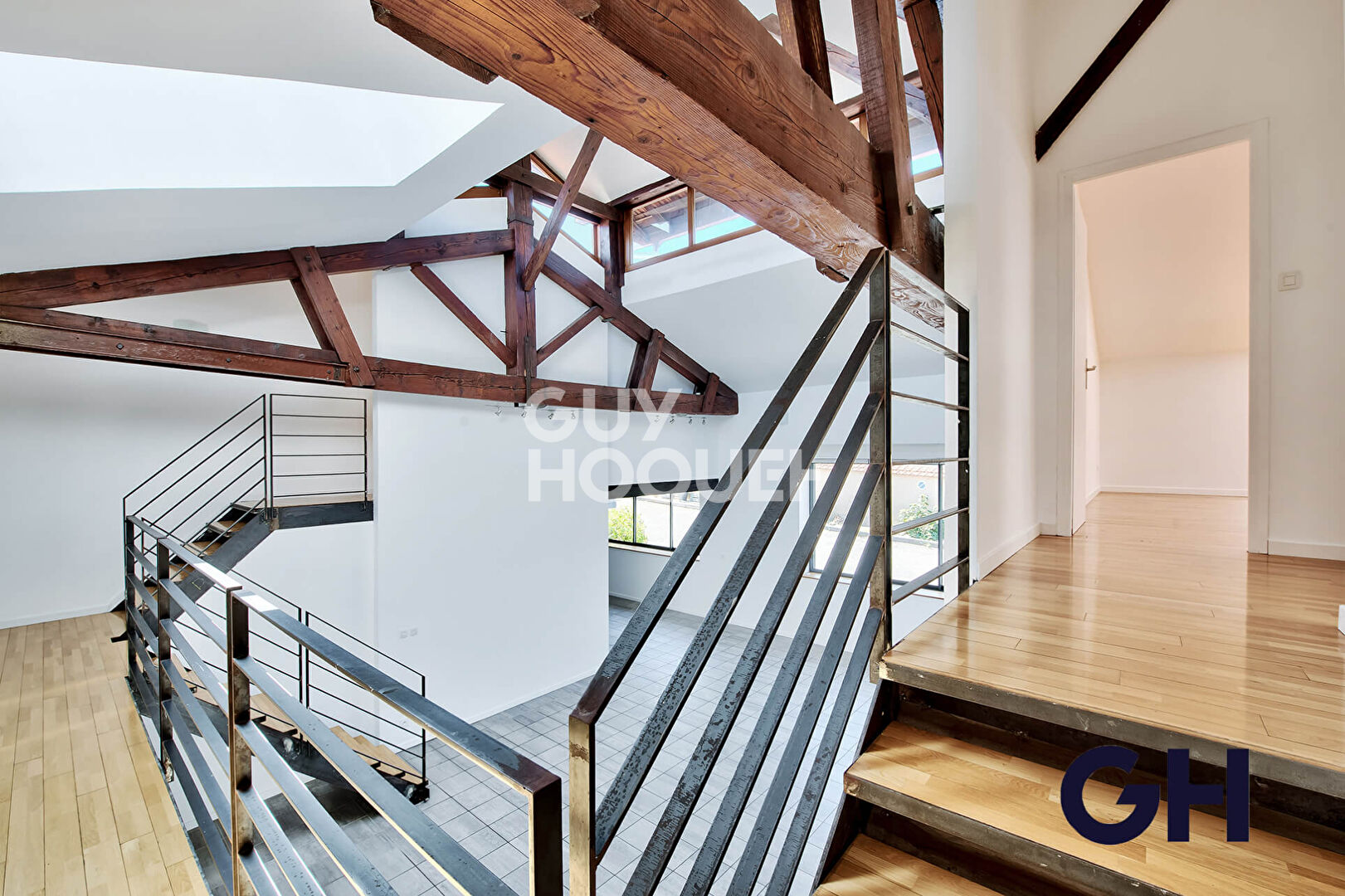 Loft - Sathonay Camp 210 m²
