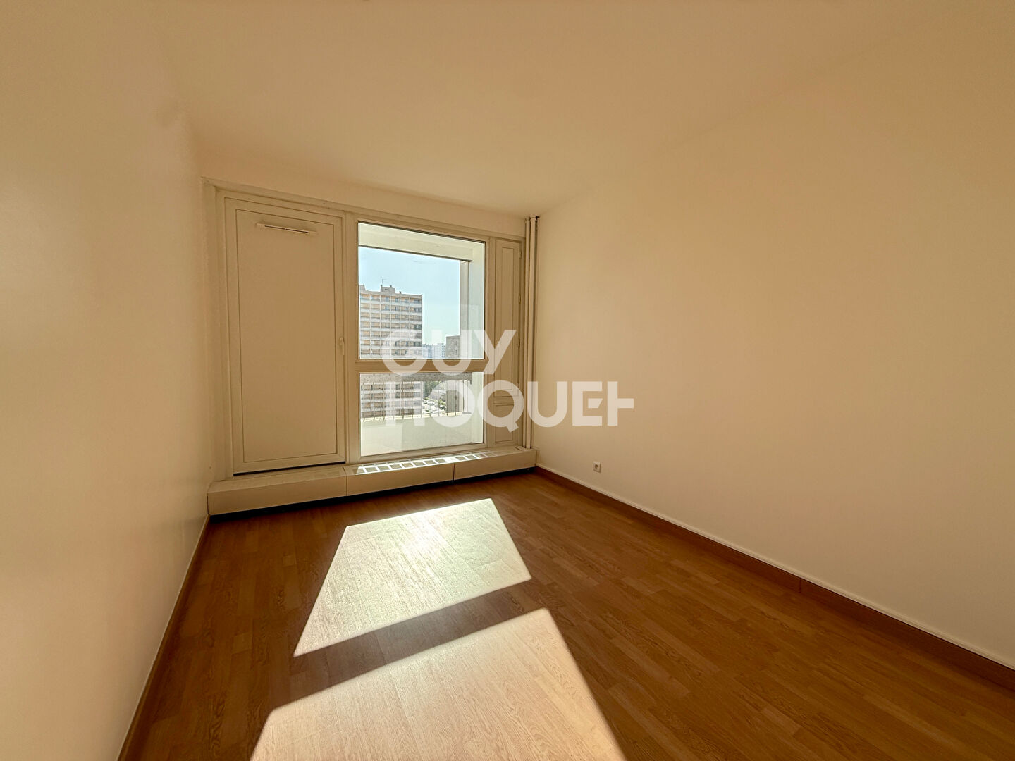 T3 - FLACHET - BALCON
