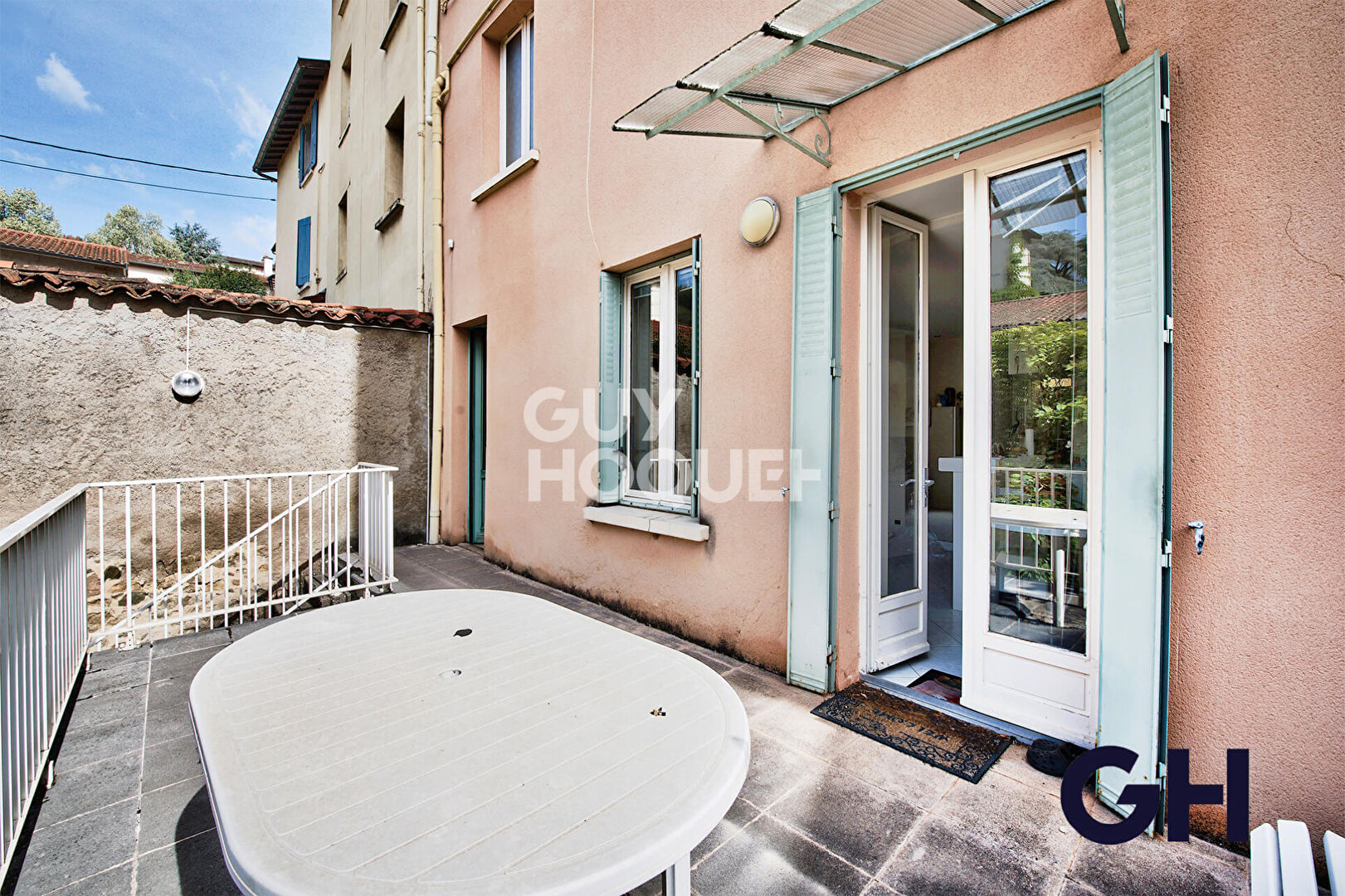 Appartement 2 pièces 249 m² · à Tarare · 248,7 m² · 225 000 €