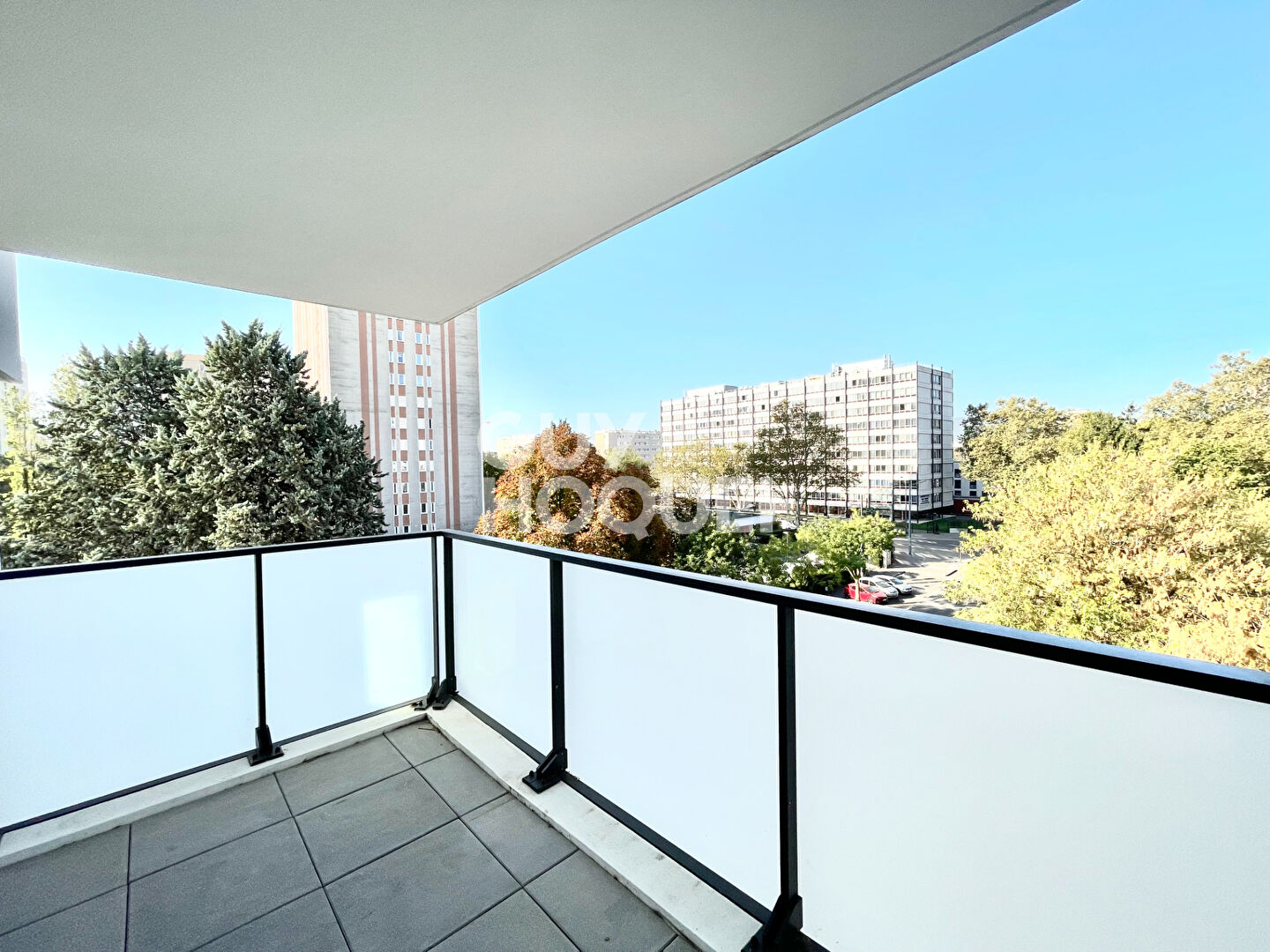 T3 BALCON ET GARAGE