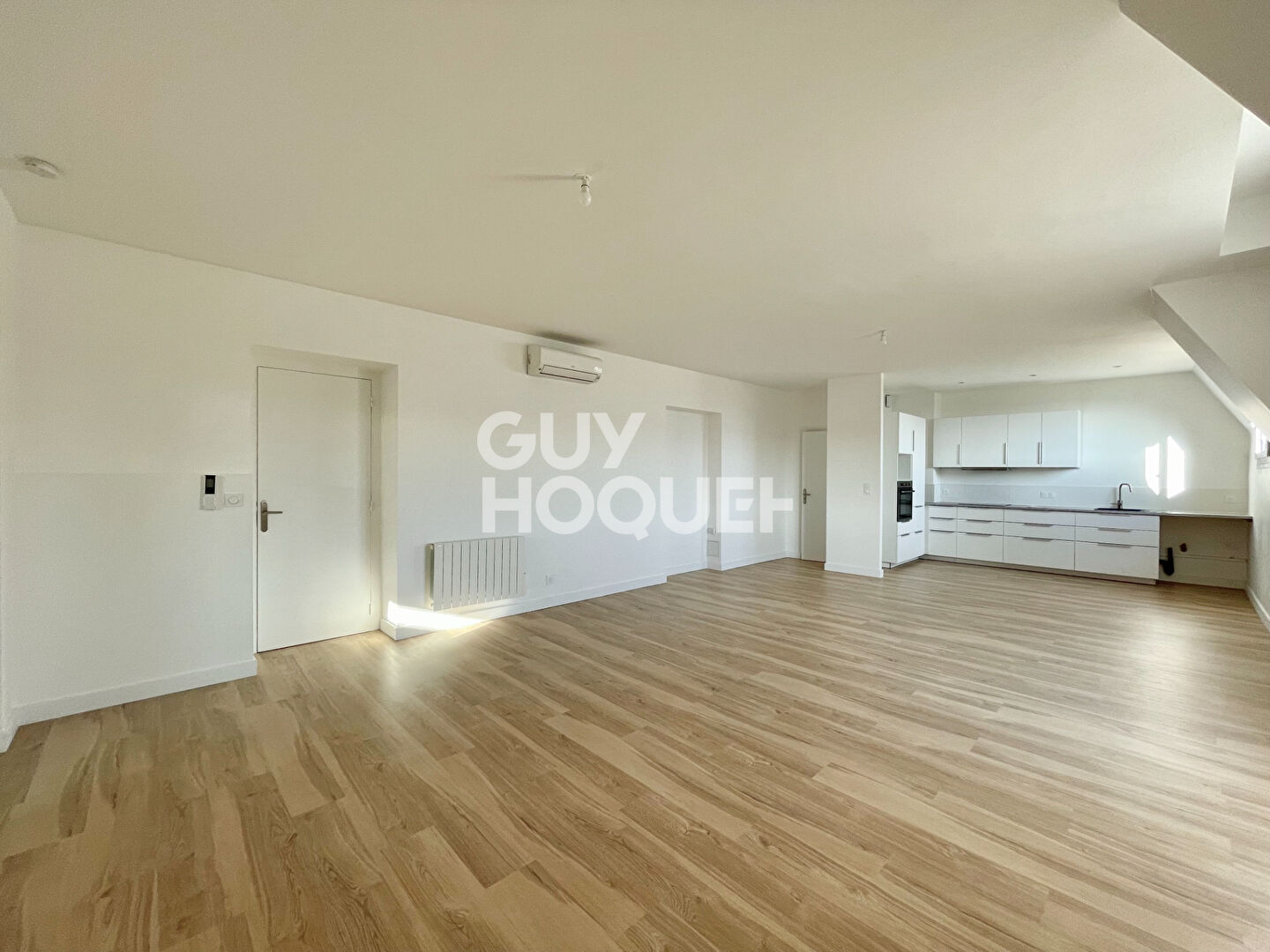 T5 RENOVE AVEC PARKING