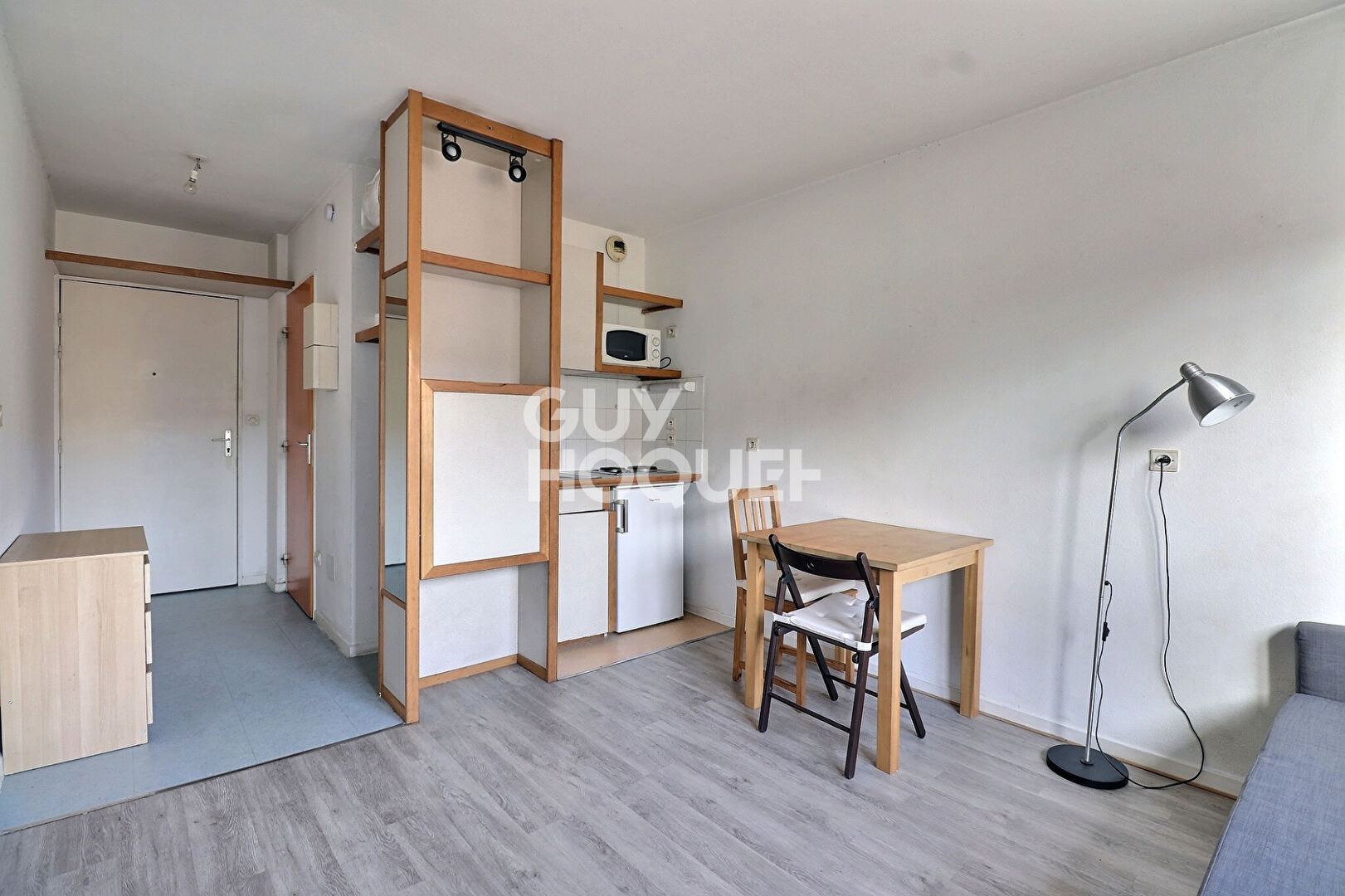 Studio hors bail commercial - Saxe Gambetta