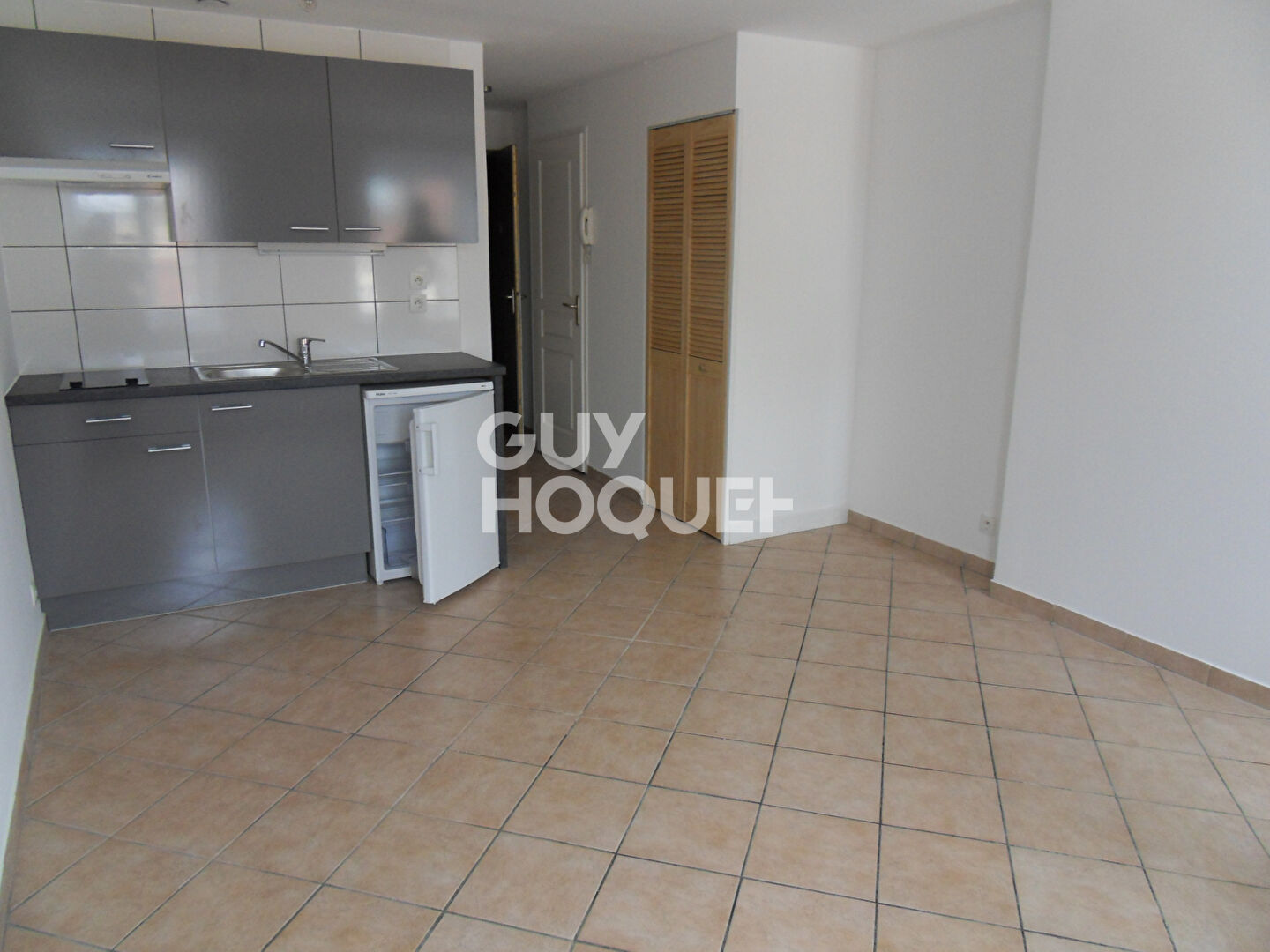 STUDIO NON MEUBLÉ DE 22M2