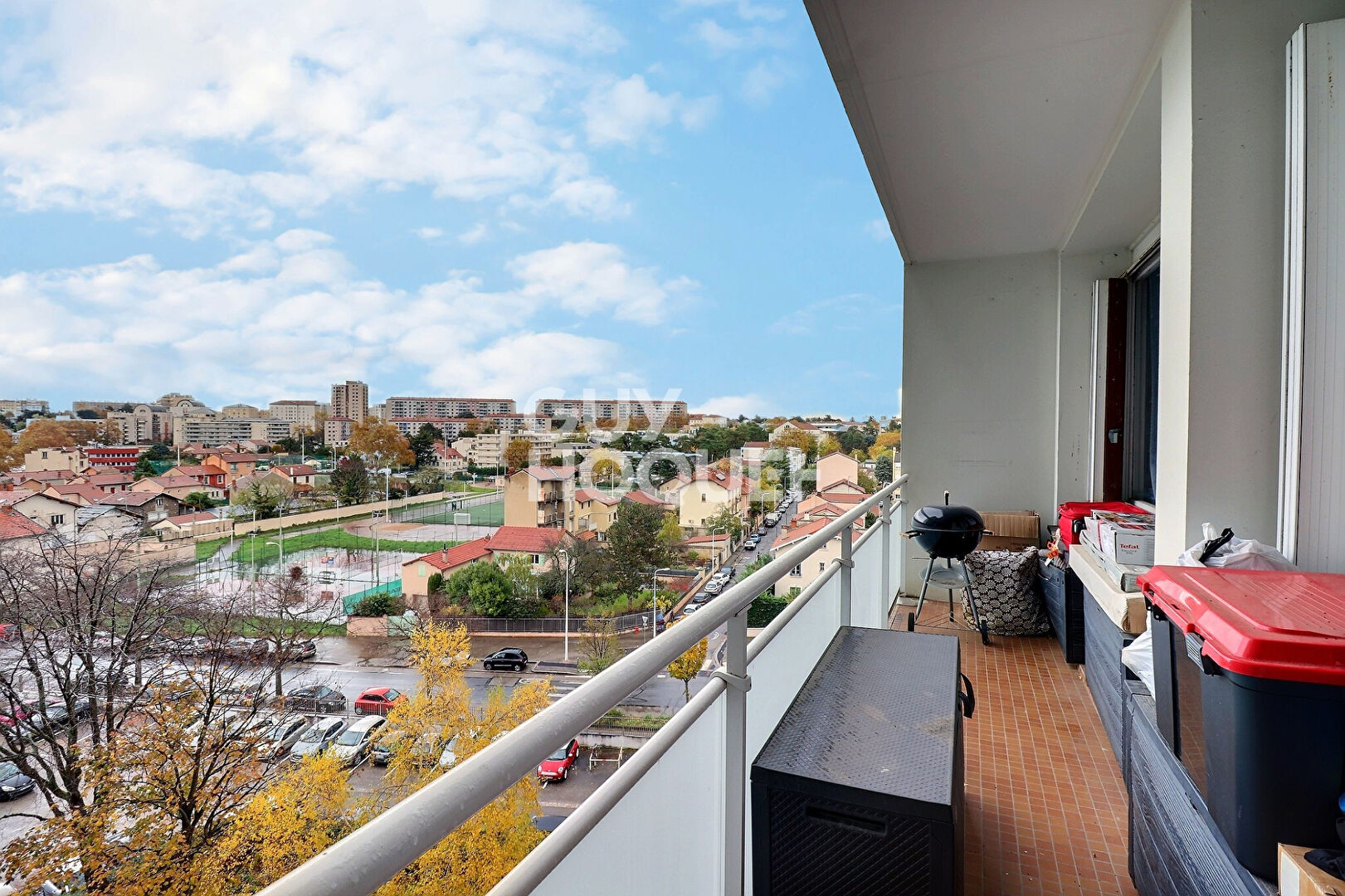 T4 avec balcons secteur Mermoz