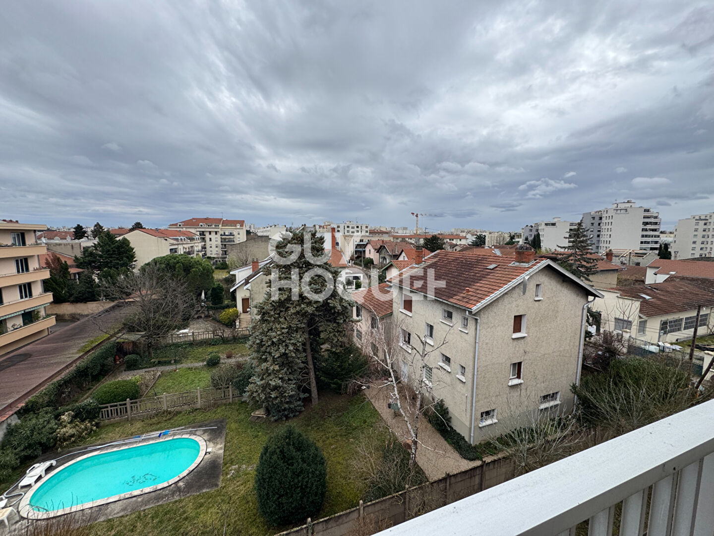 T4 dernier étage avec garage