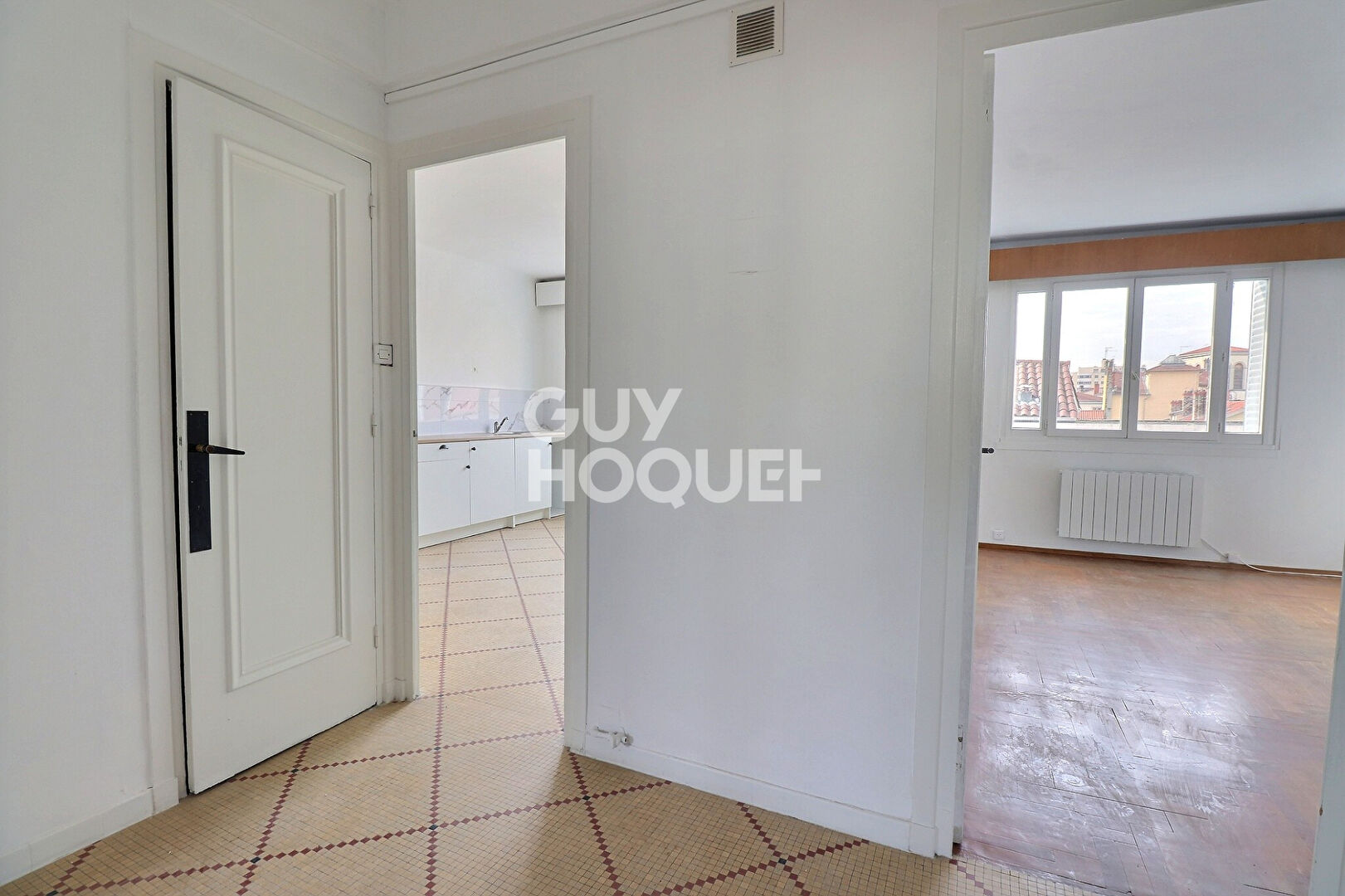 T3 traversant vue dégagée - Quartier Saint Louis