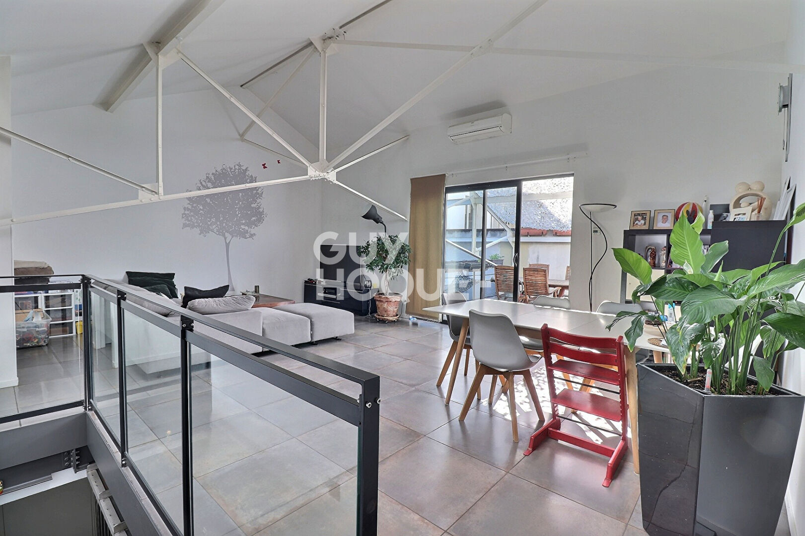 Loft duplex avec terrasse