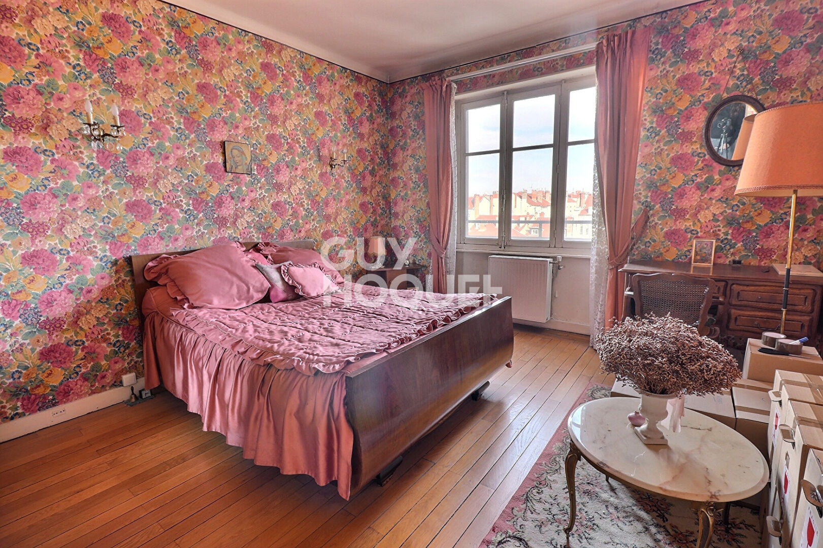 T4 avec cachet de l'ancien proximité Place Jules Guesde