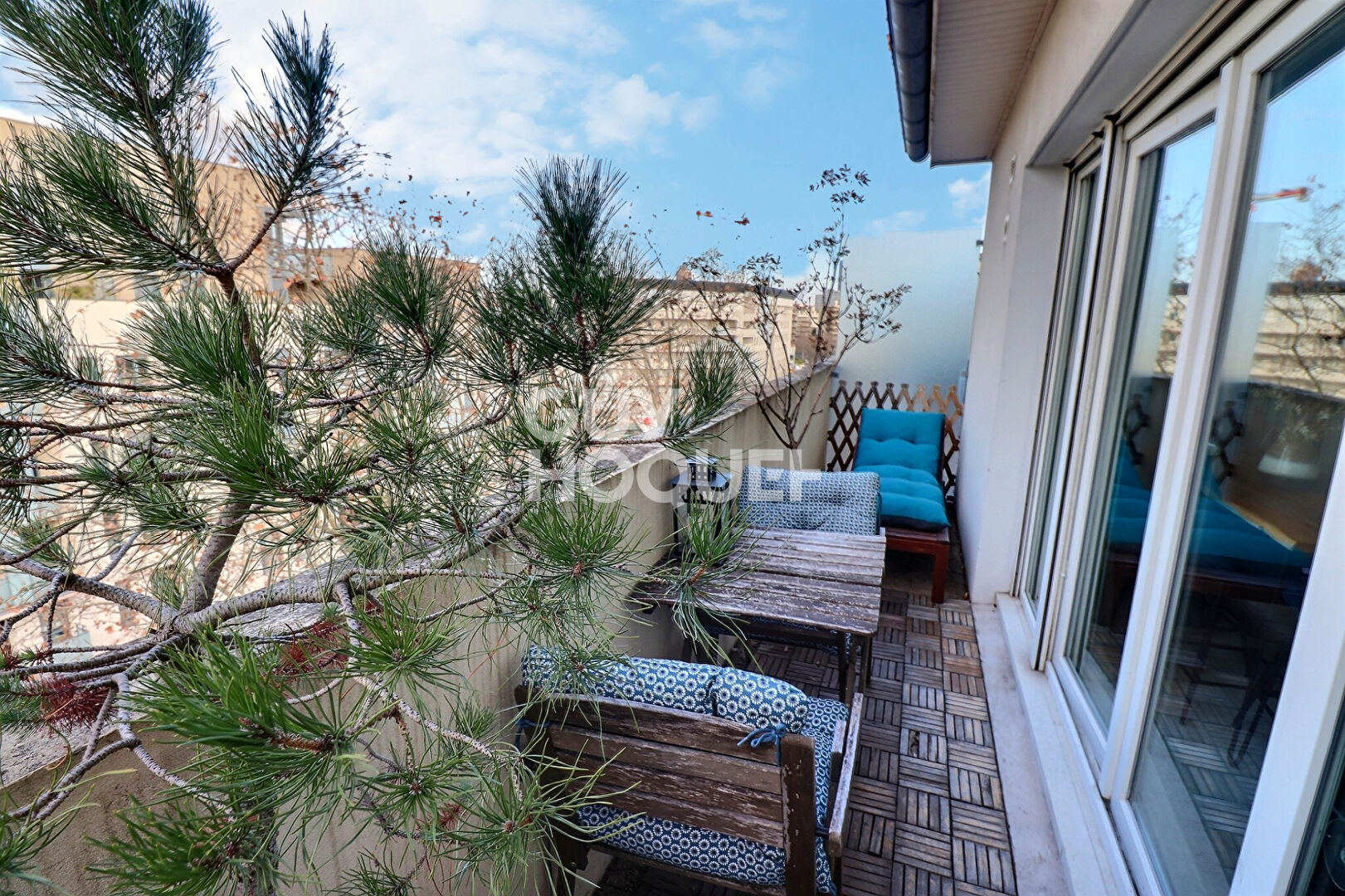 T3 dernier étage avec terrasse secteur Jean Macé