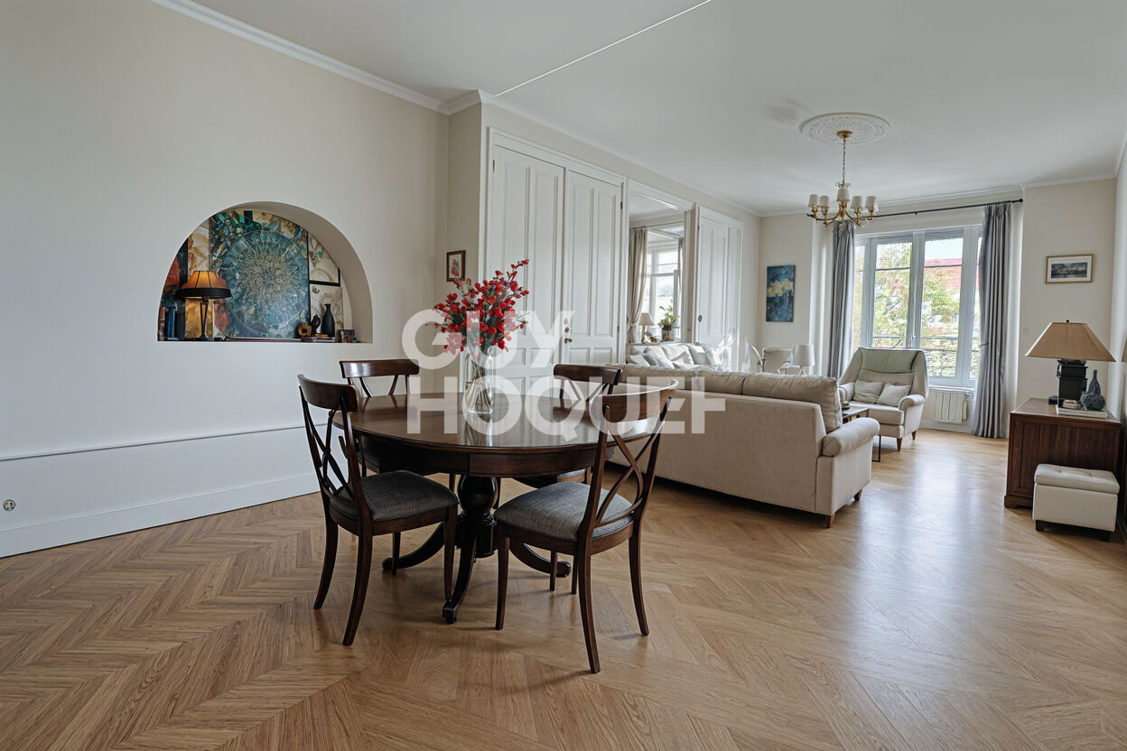 Beau T4 avec cachet de l'ancien - Place Jean Macé