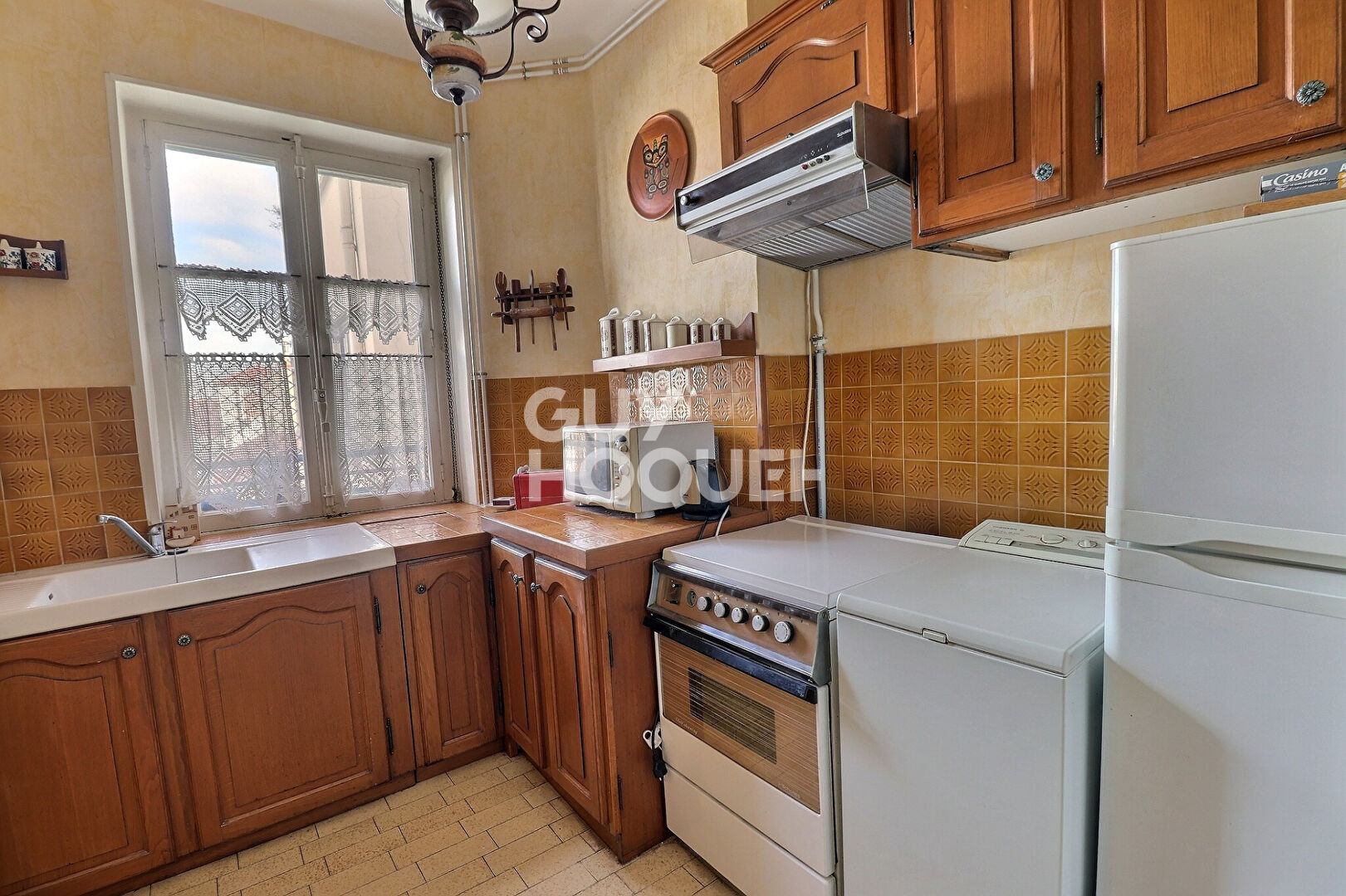 T4 avec cachet de l'ancien proximité Quai Claude Bernard!