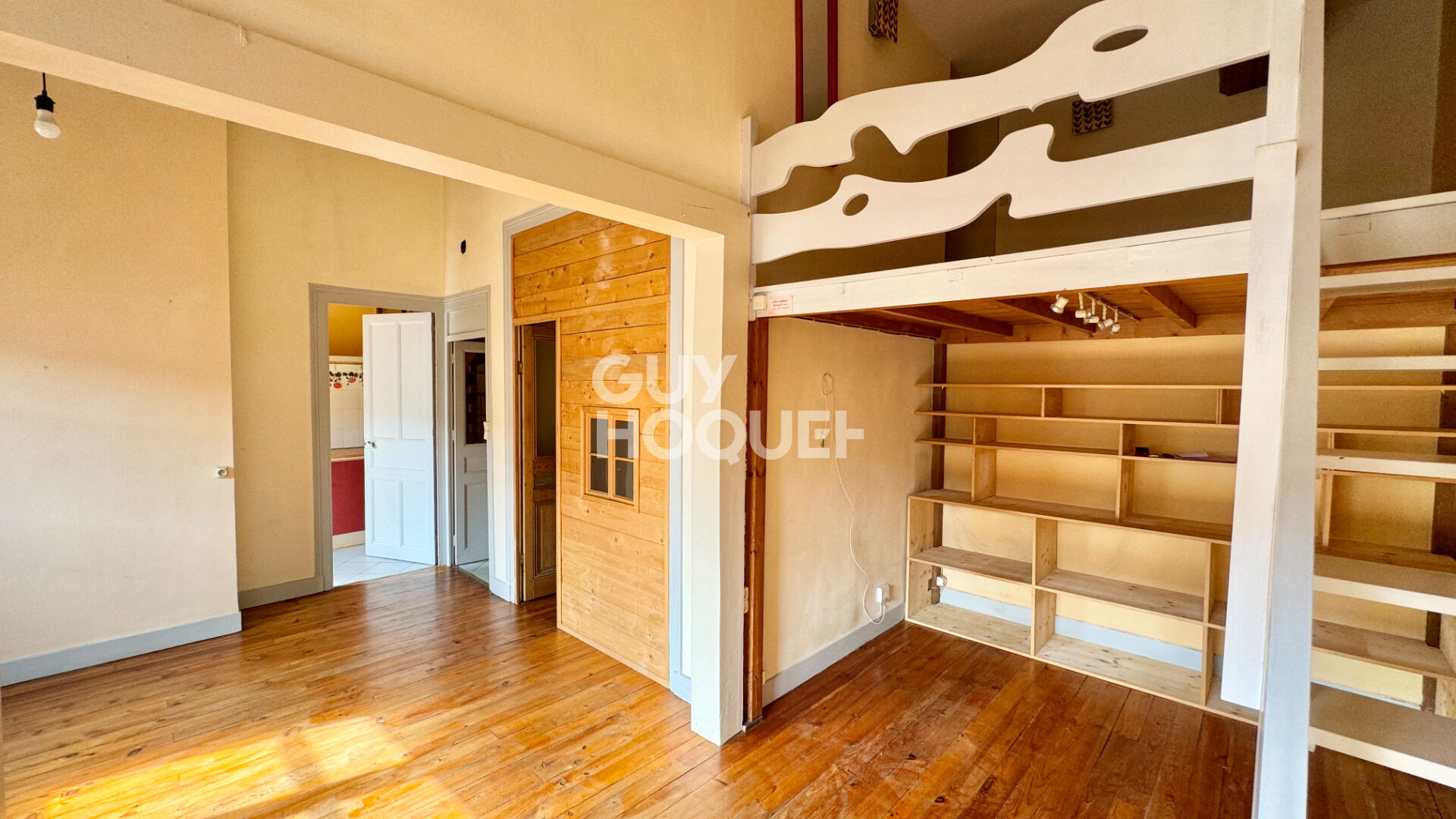 T2 Bis de 82m² / Hôpital Croix-Rousse