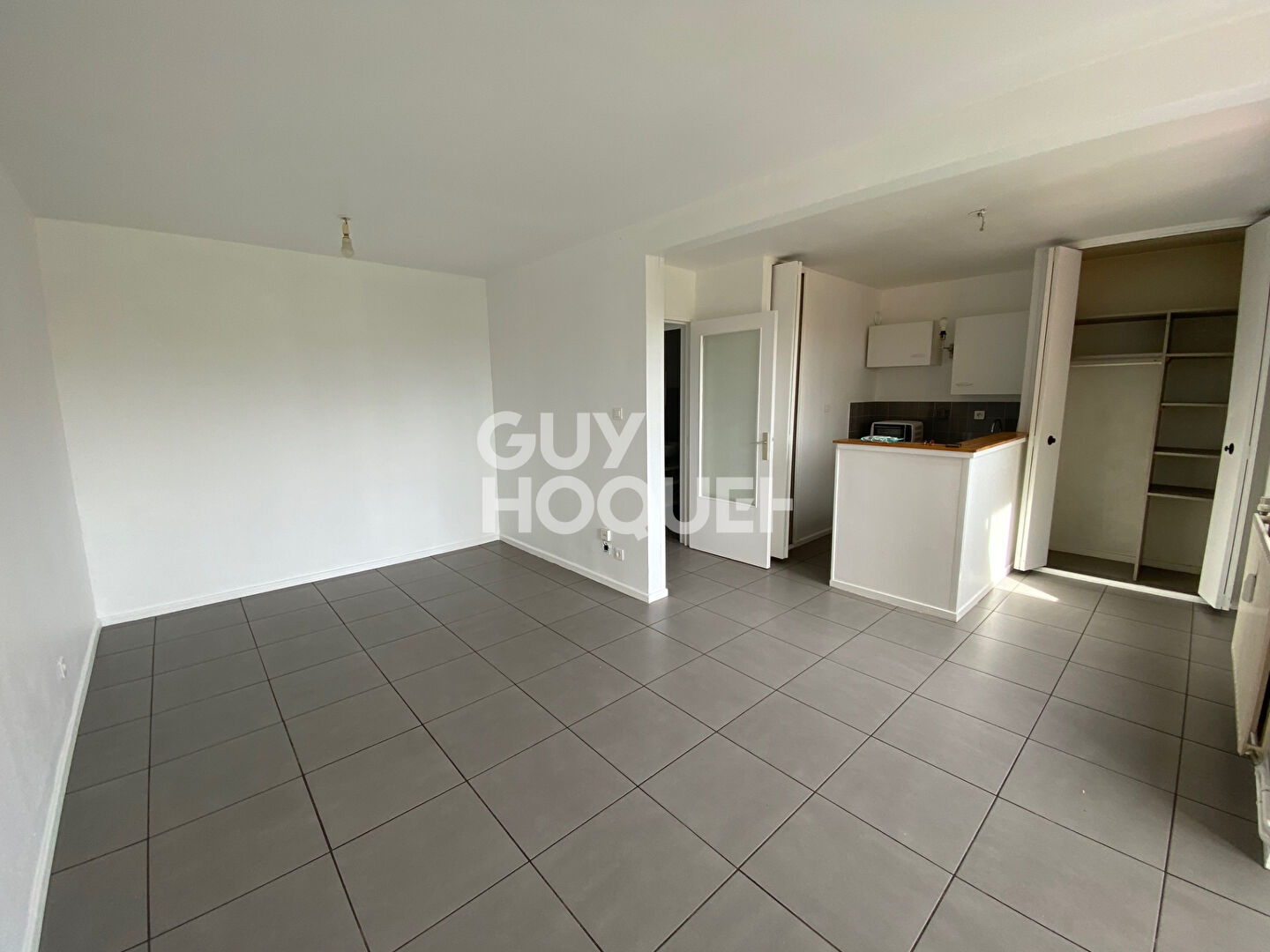 STUDIO - 33.74m² / Villefranche sur Saône