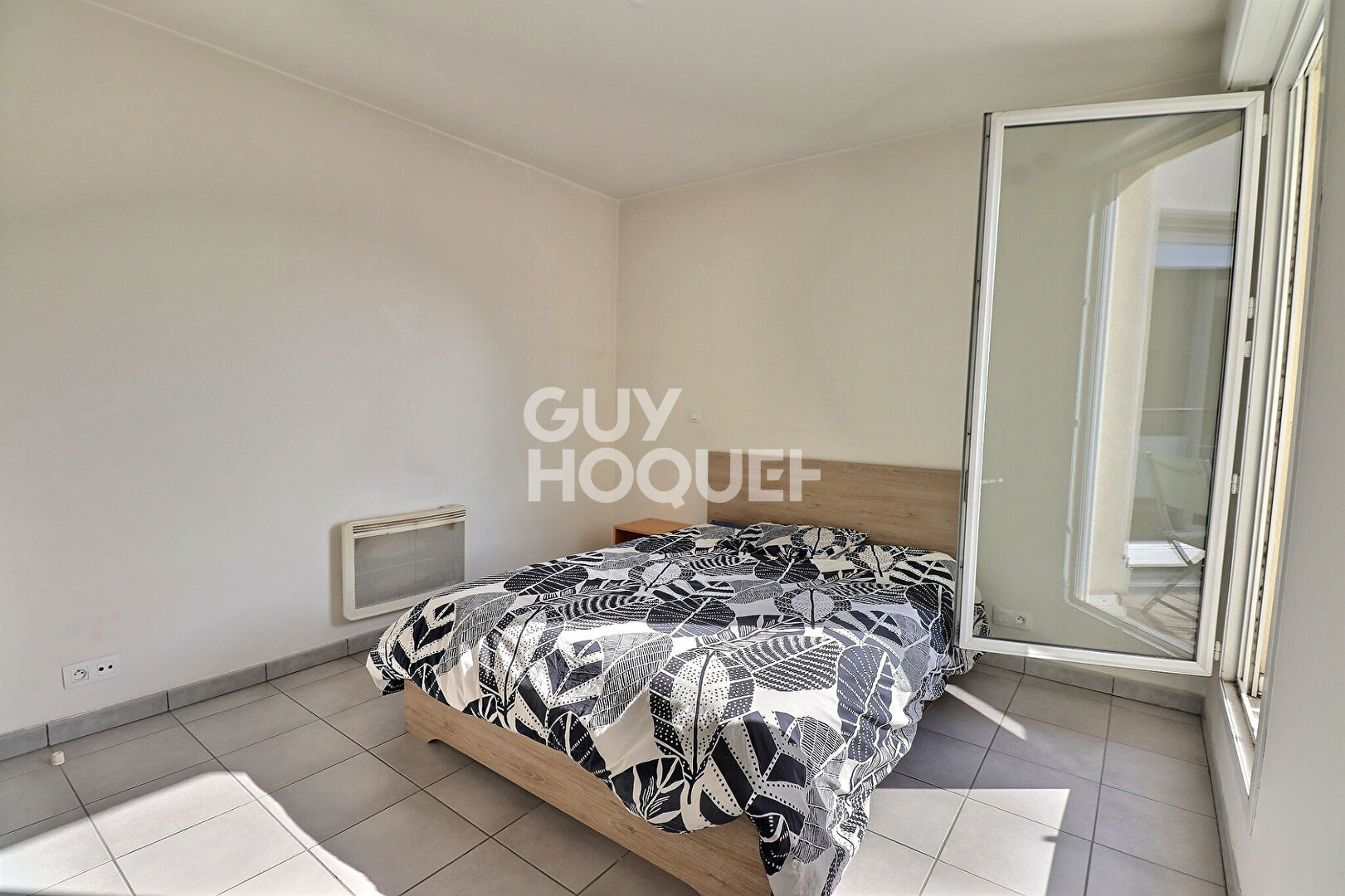 T2 dernier étage avec garage secteur Jean Macé