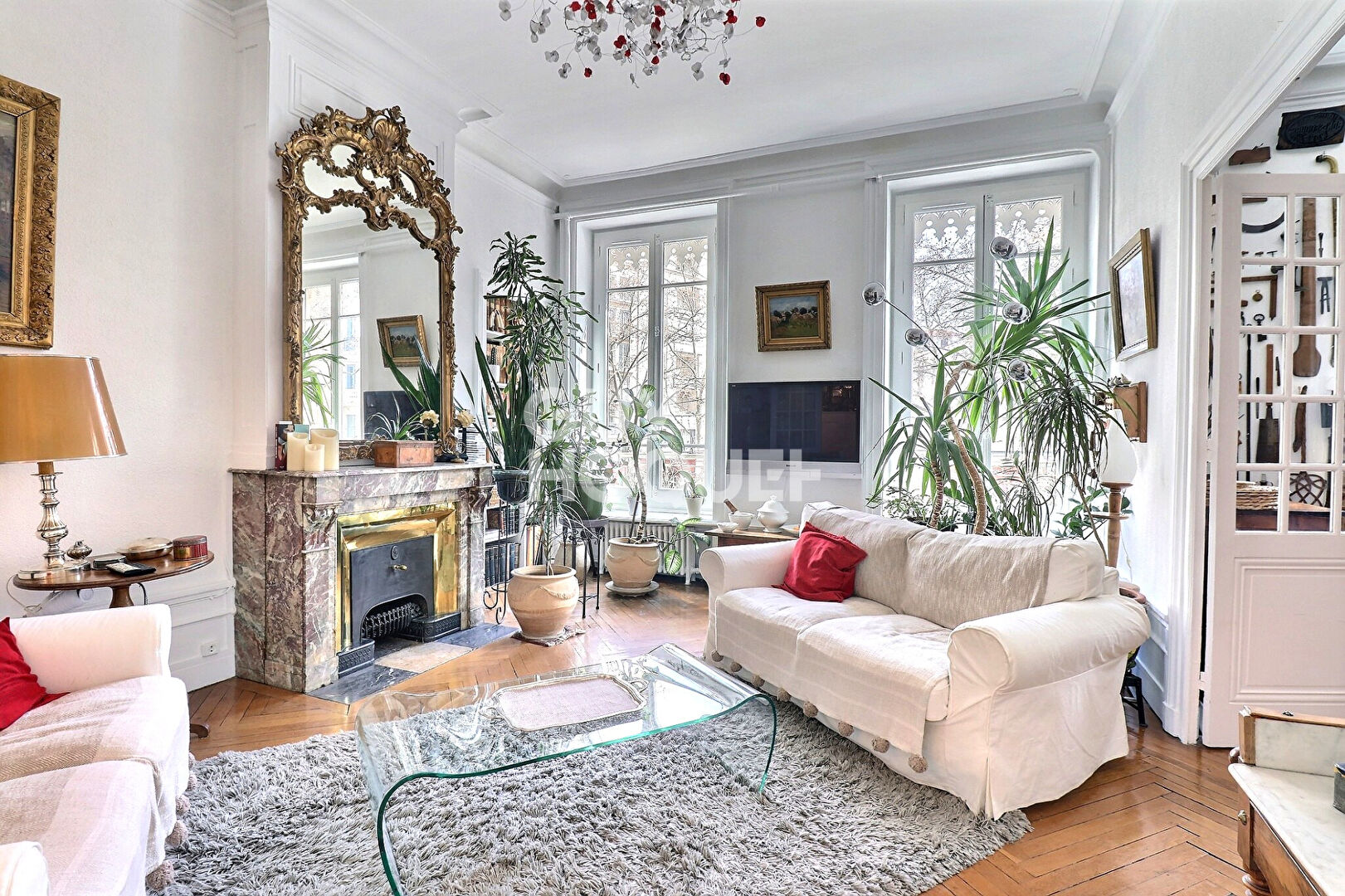 Appartement familial de caractère de 170m² - Volumes d'exception - Saxe Gambetta