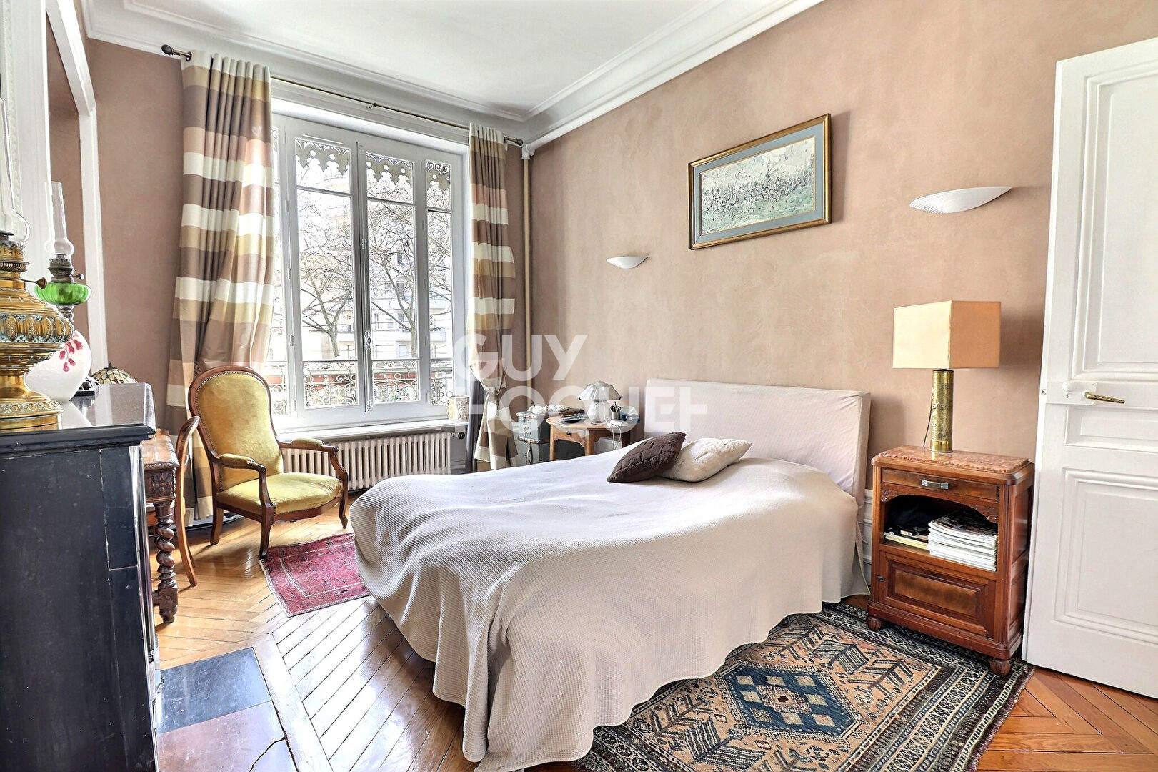 Appartement familial de caractère de 170m² - Volumes d'exception - Saxe Gambetta