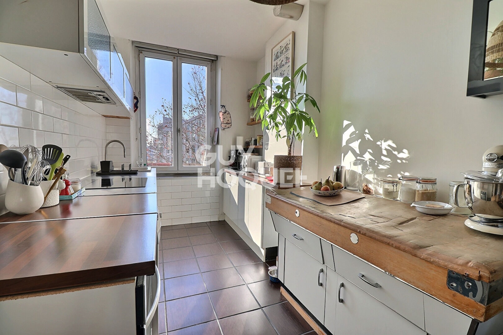 Grand T3 lumineux aux volumes exceptionnels