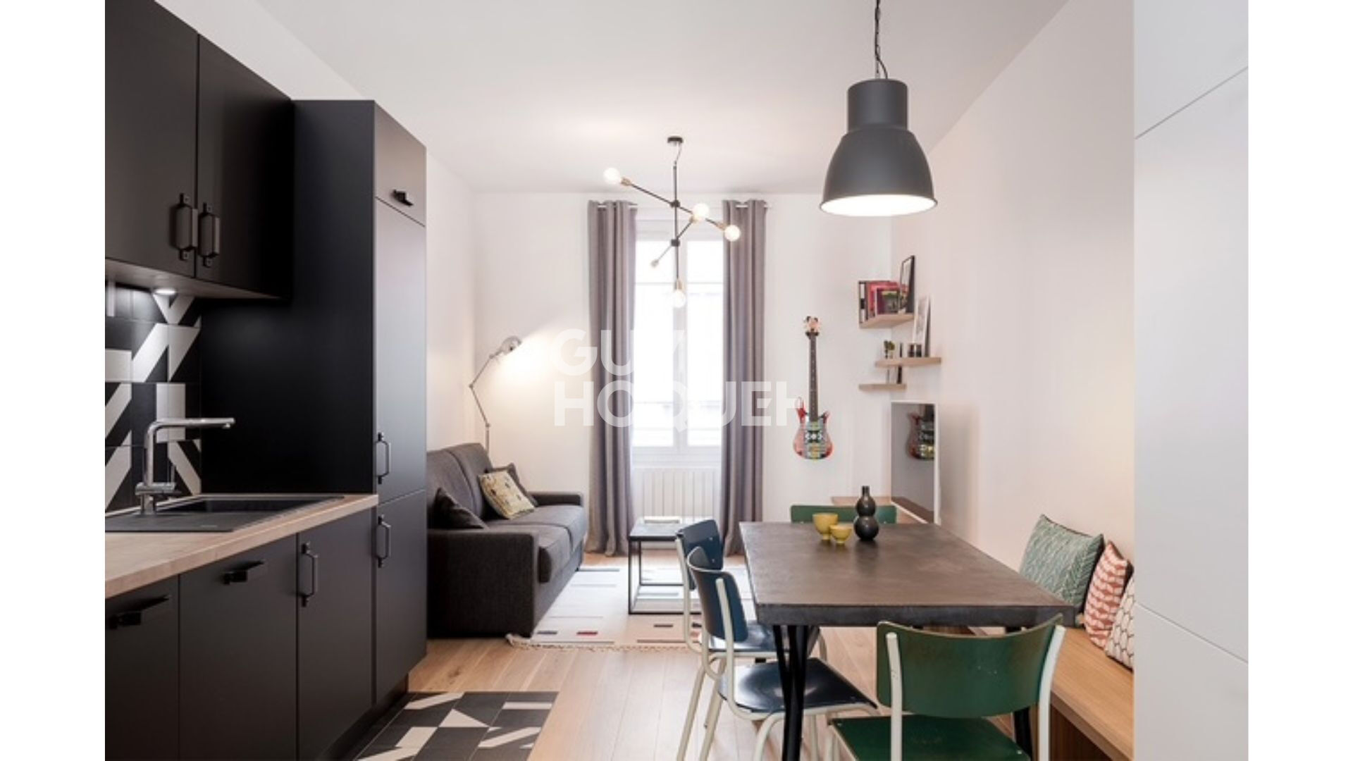 Charmant T2 Place Saint Louis