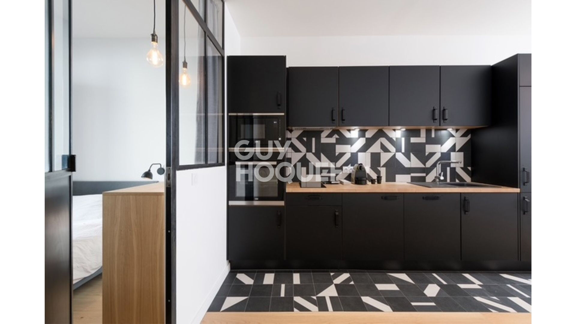 Charmant T2 Place Saint Louis