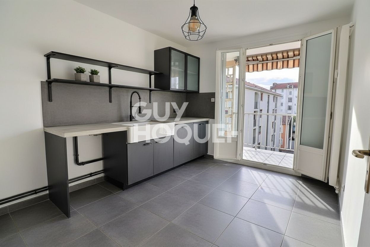 T4 dernier étage avec garage