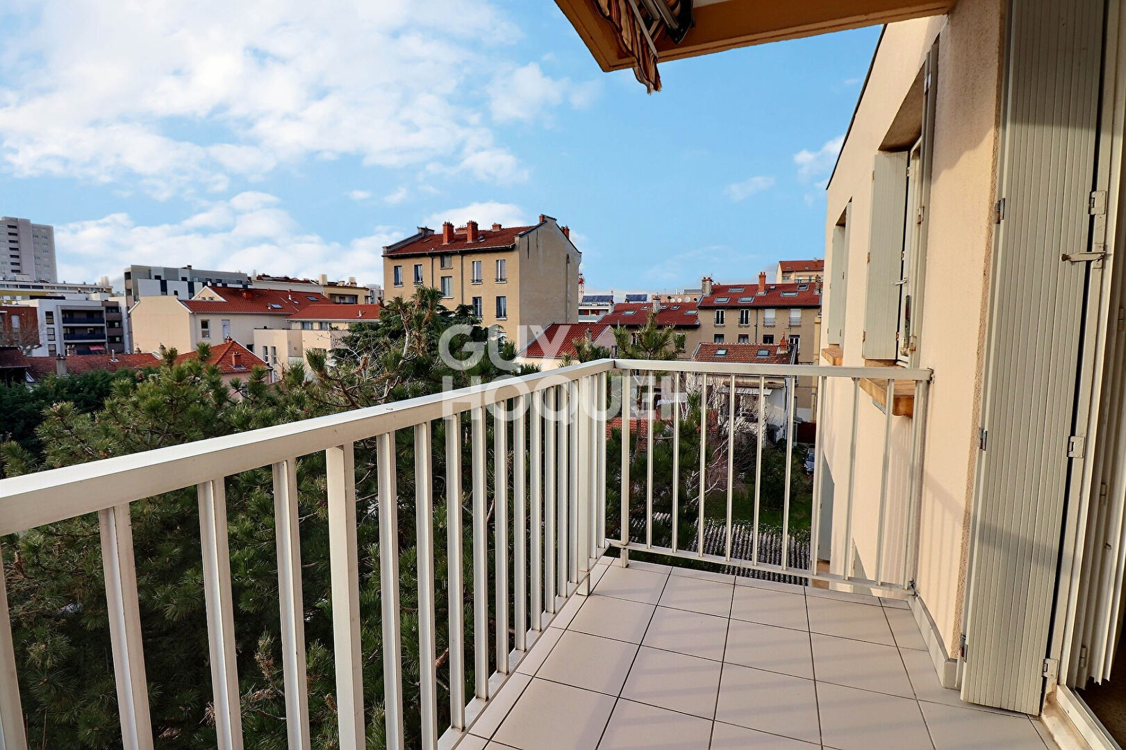 T4 dernier étage avec garage