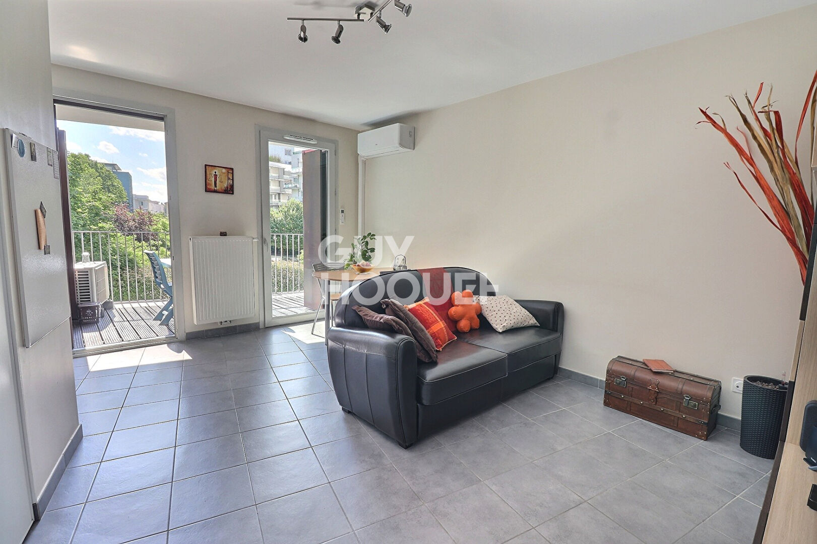 Appartement T3 avec balcon - Quartier des Girondins