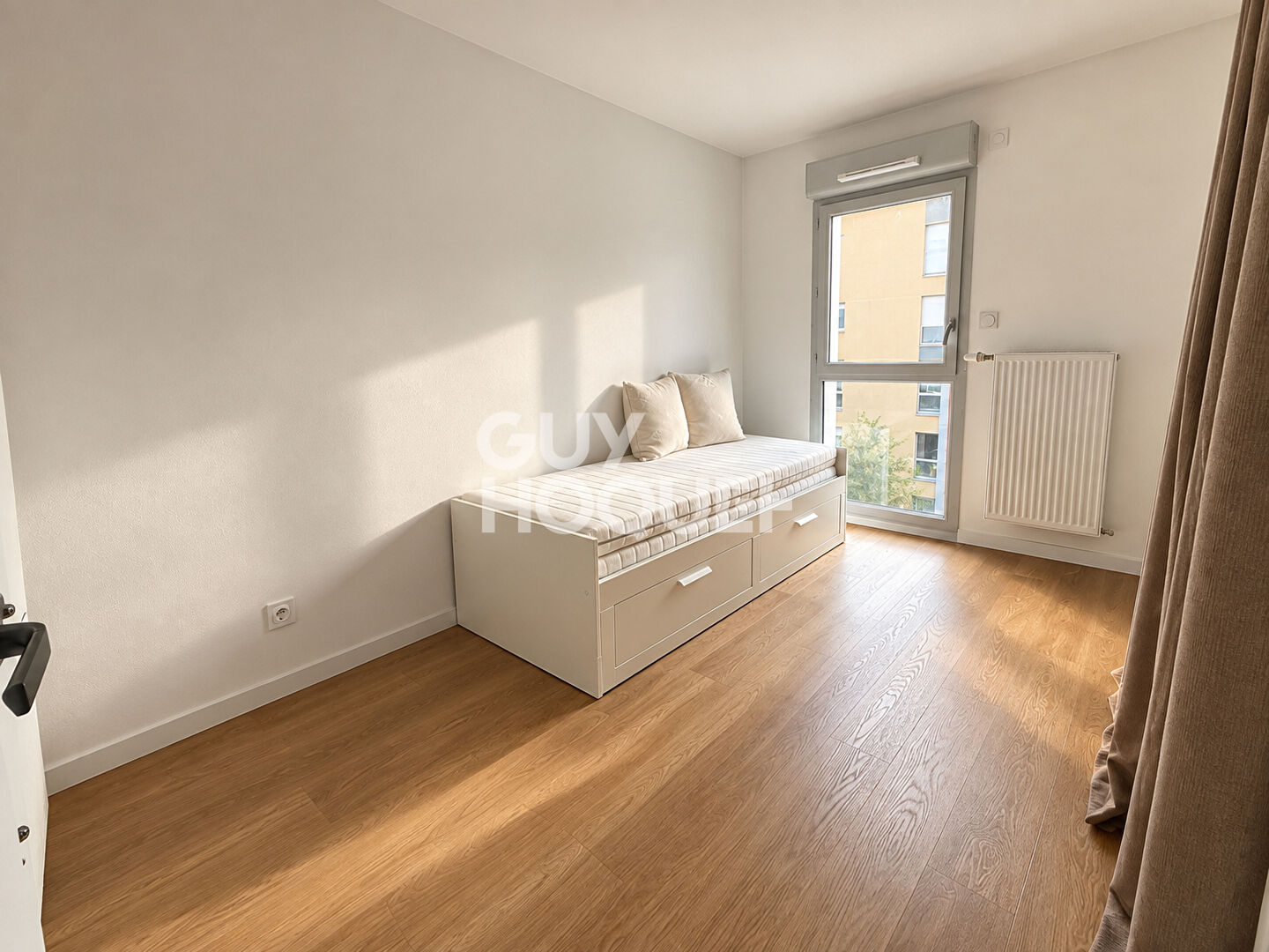 T3 duplex avec balcon et garage - Meublé