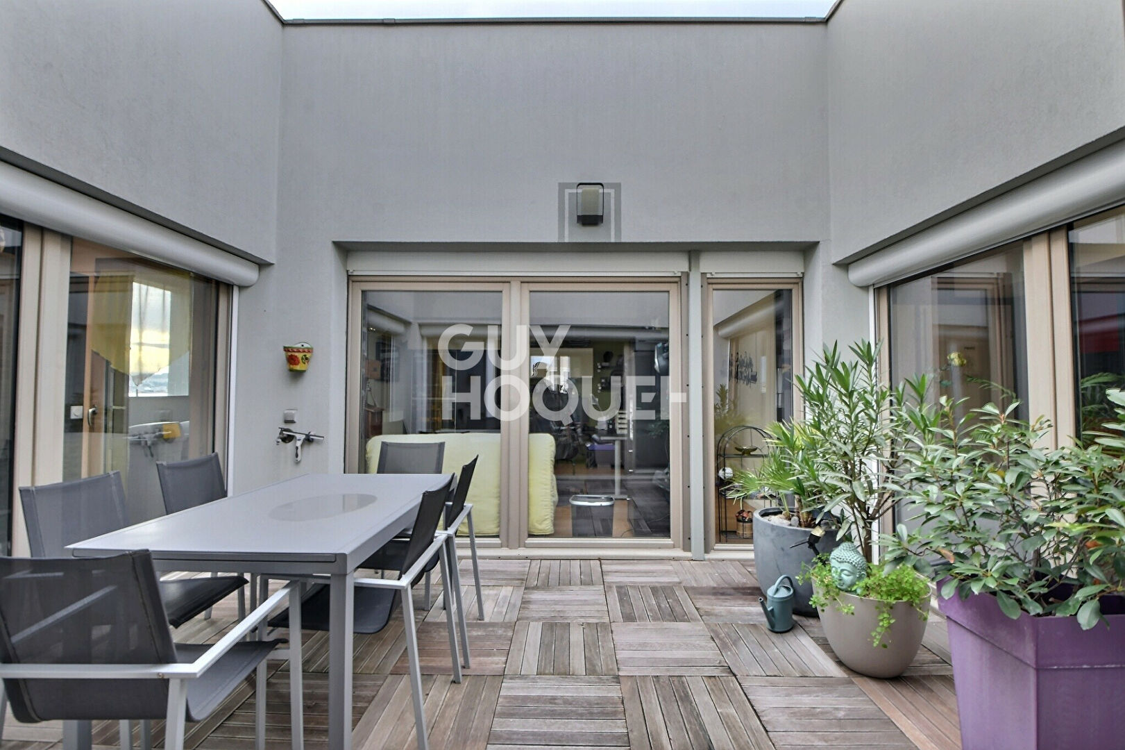 À VENDRE, DERNIER ETAGE, Appartement lumineux de 104 m² avec double balcon et vue dégagée, Dernier étage, Lyon 8ème (69008)