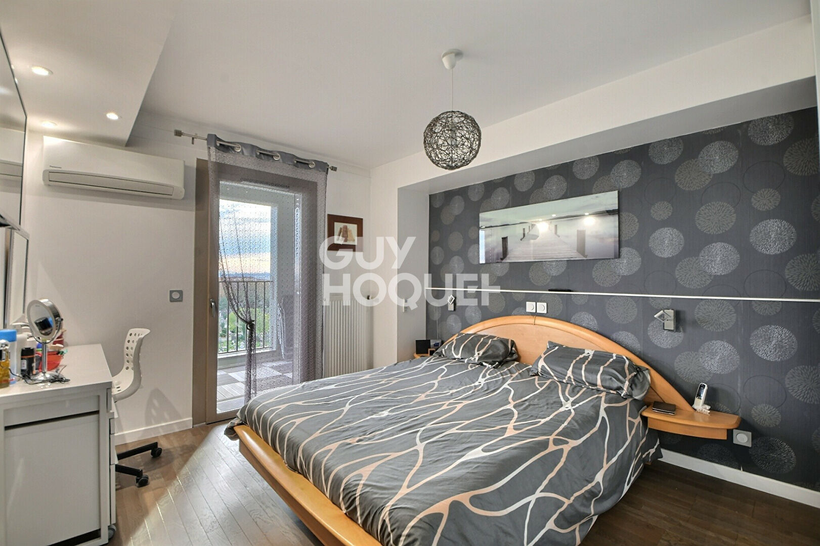 À VENDRE, DERNIER ETAGE, Appartement lumineux de 104 m² avec double balcon et vue dégagée, Dernier étage, Lyon 8ème (69008)