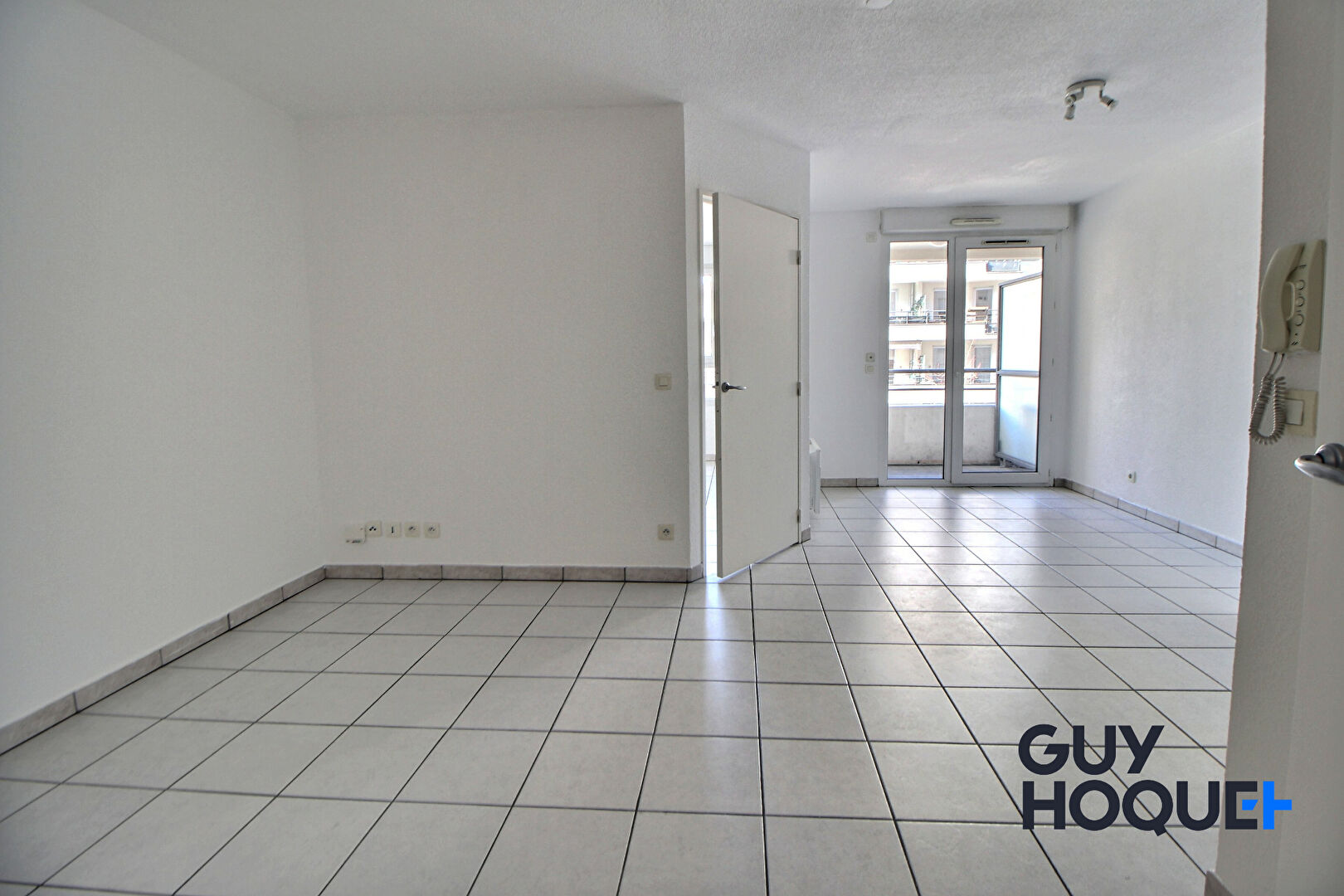 T2 - 41 m² - Metro Gare de Vaise - Parking