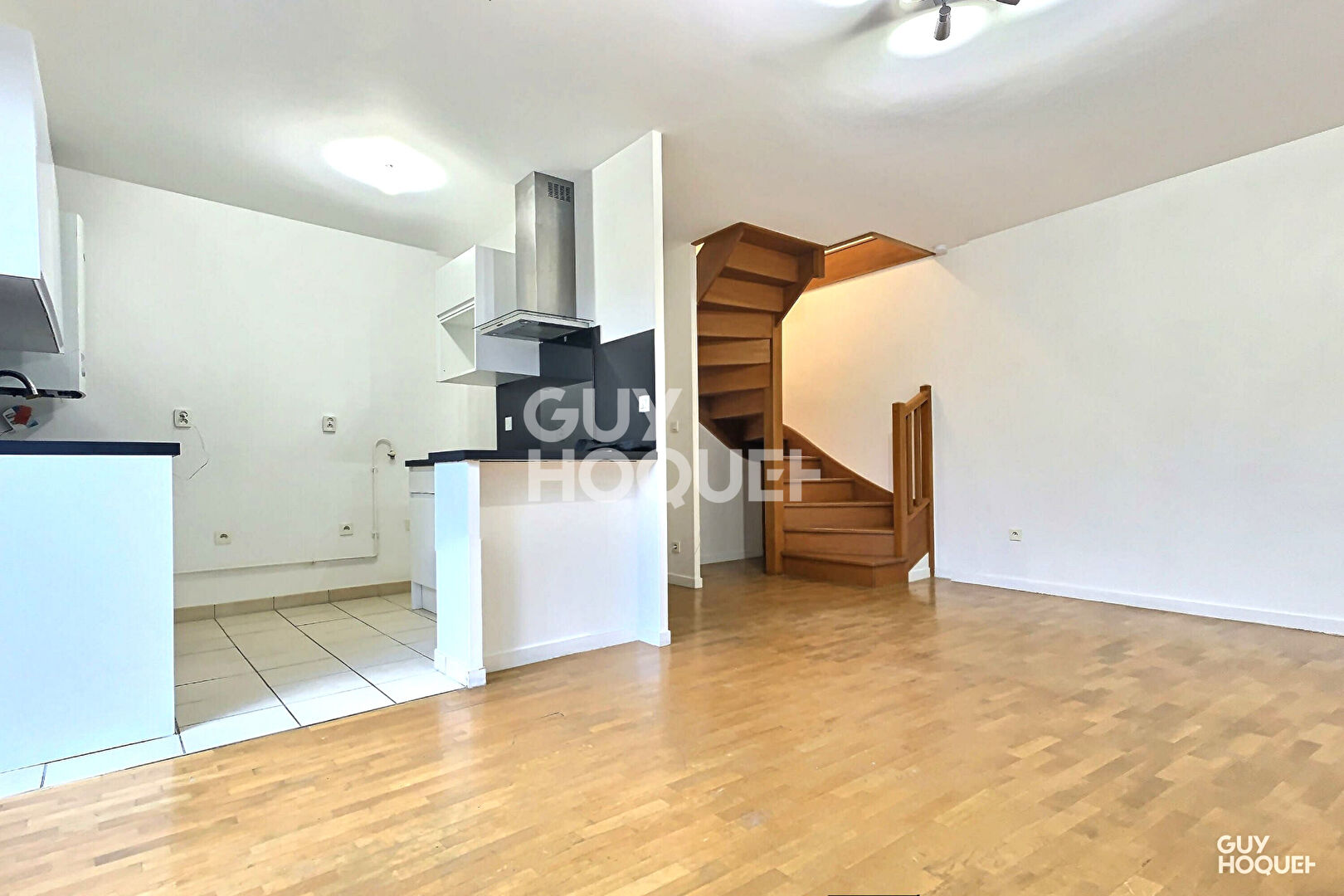 ALFORTVILLE SUD-3P EN DUPLEX+PARKING+TERRASSE 20M²