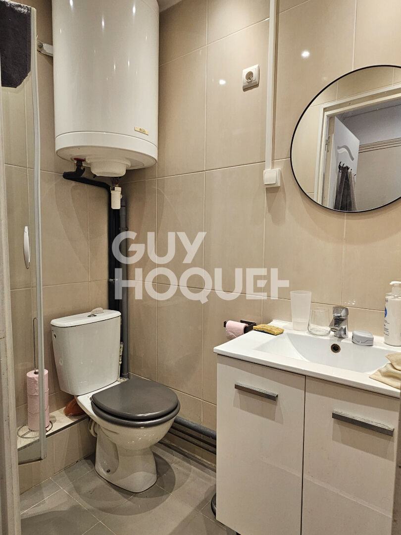 Appartement T2  traversant - ALFORTVILLE (Achtarak)