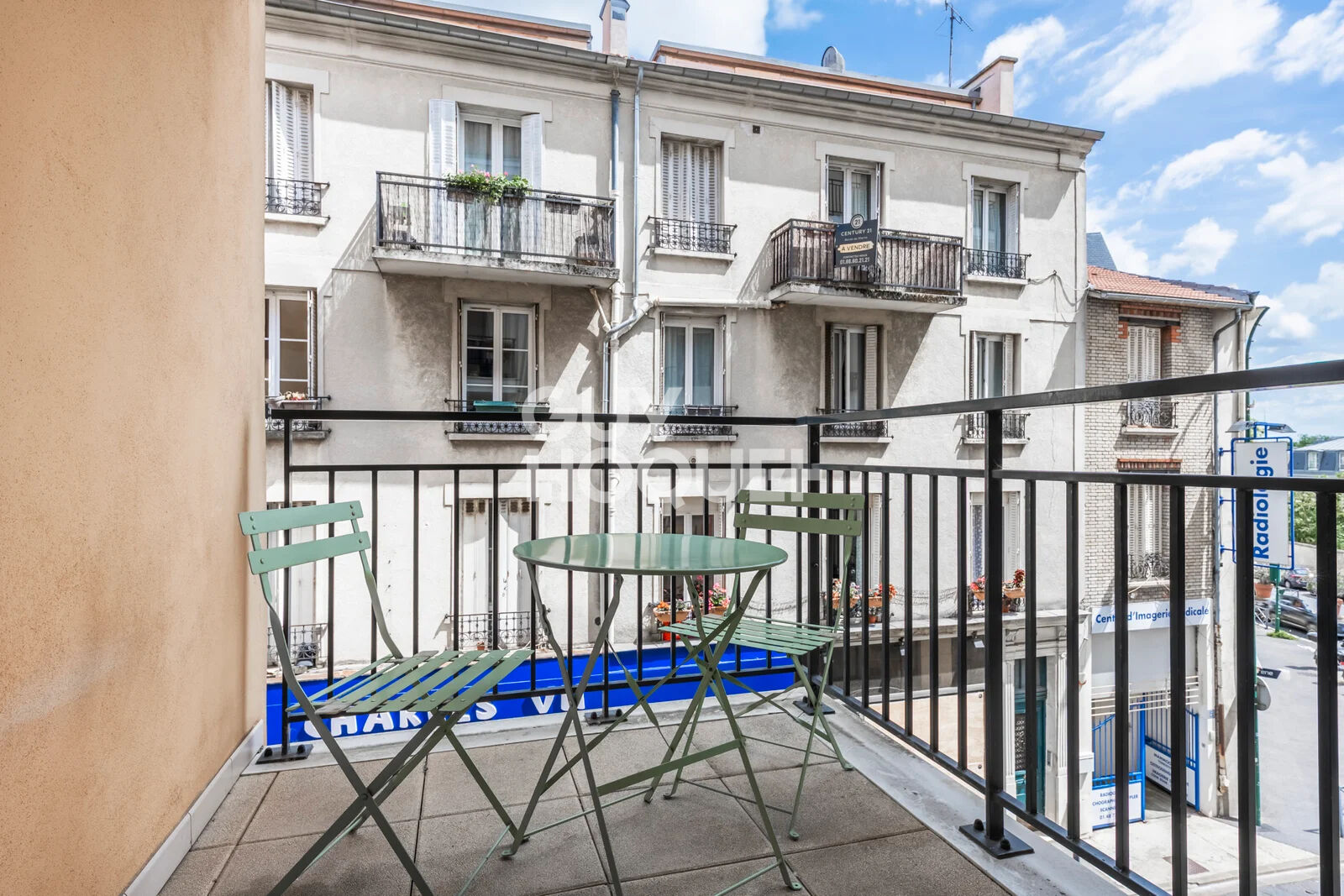 2 PIECES - 49.5m² NOGENT-SUR-MARNE VILLAGE