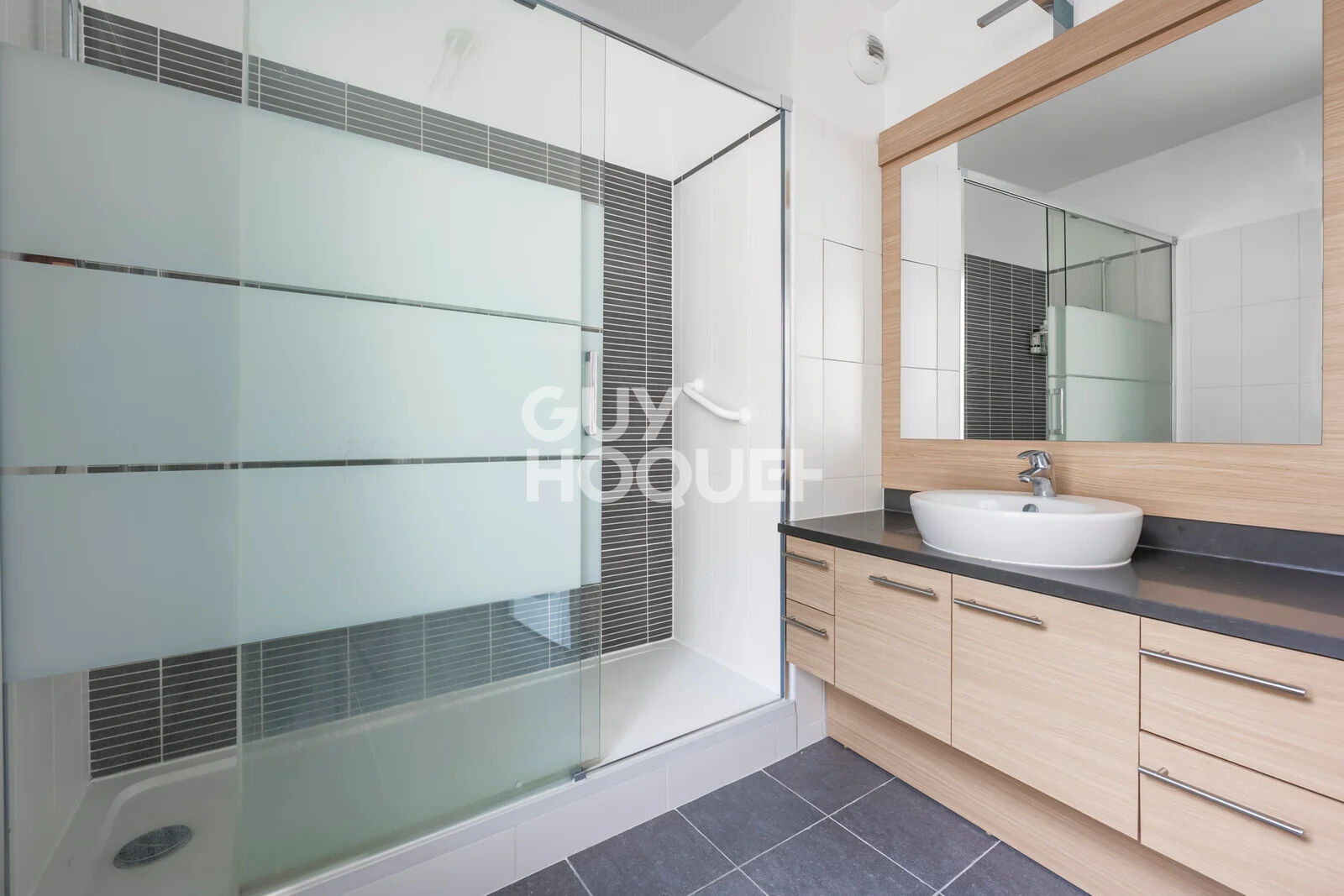 2 PIECES - 49.5m² NOGENT-SUR-MARNE VILLAGE