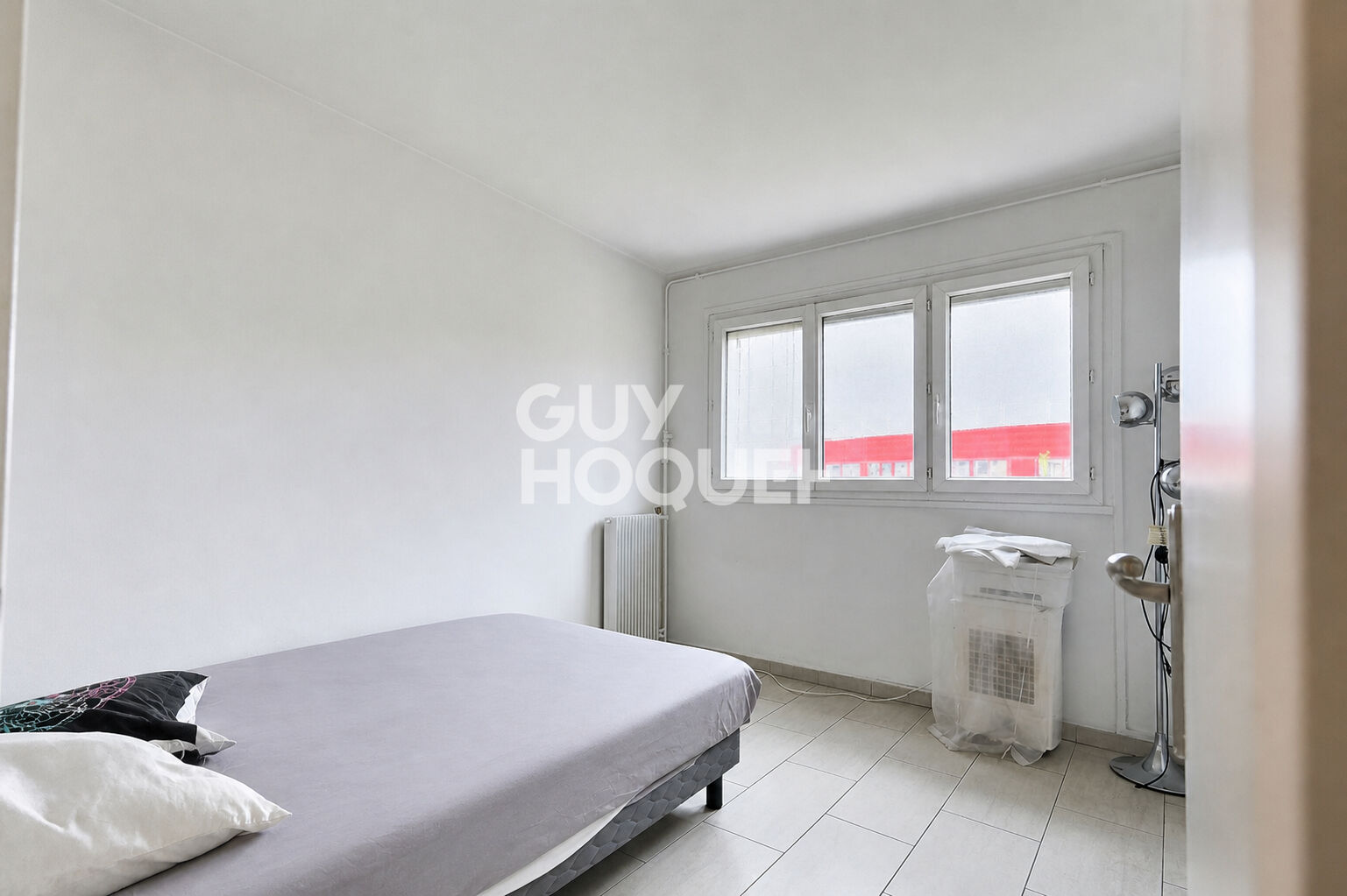 Appartement 3 pièces lumineux au dernier étage à Alfortville - 269 000 