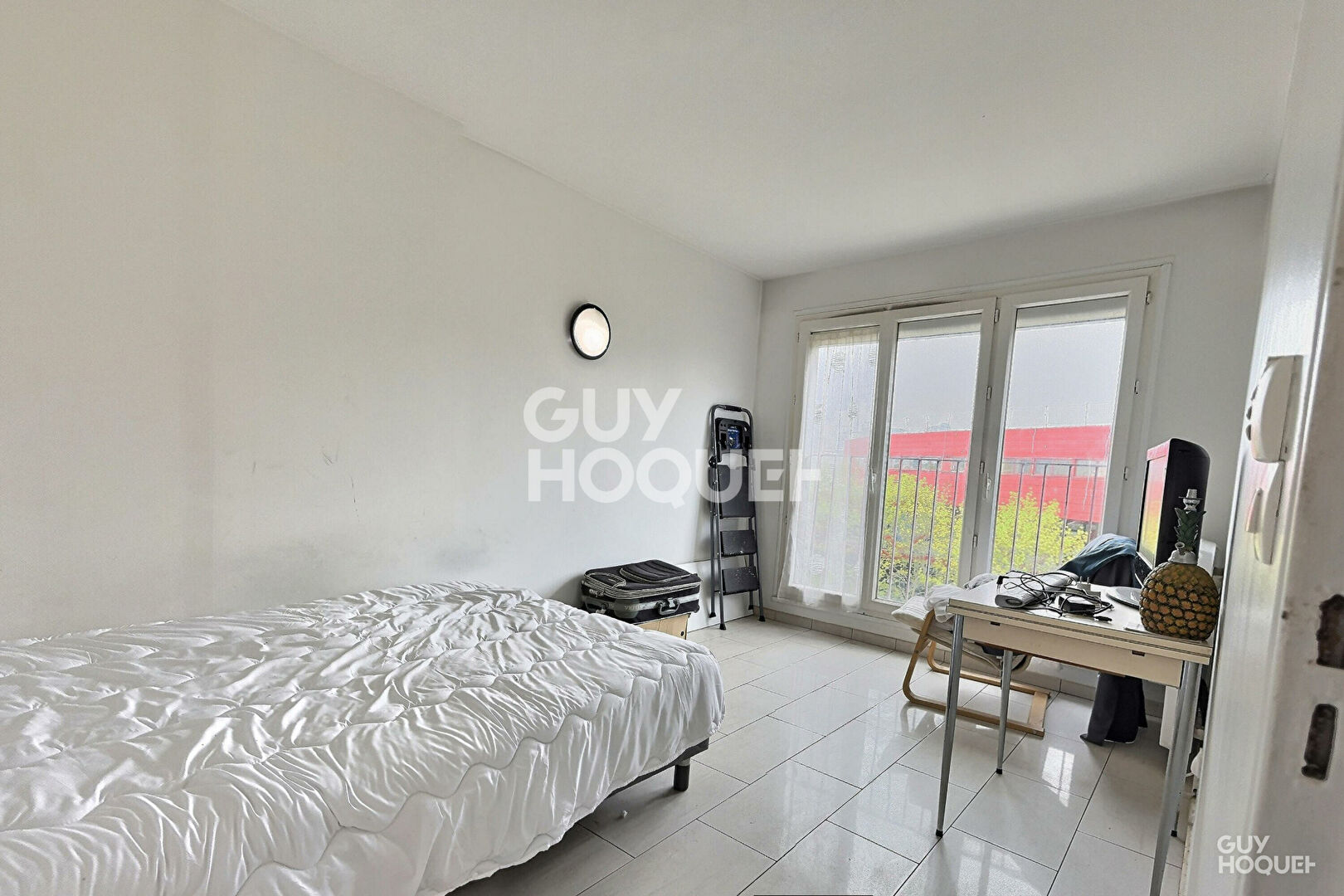 Appartement 3 pièces lumineux au dernier étage à Alfortville - 269 000 