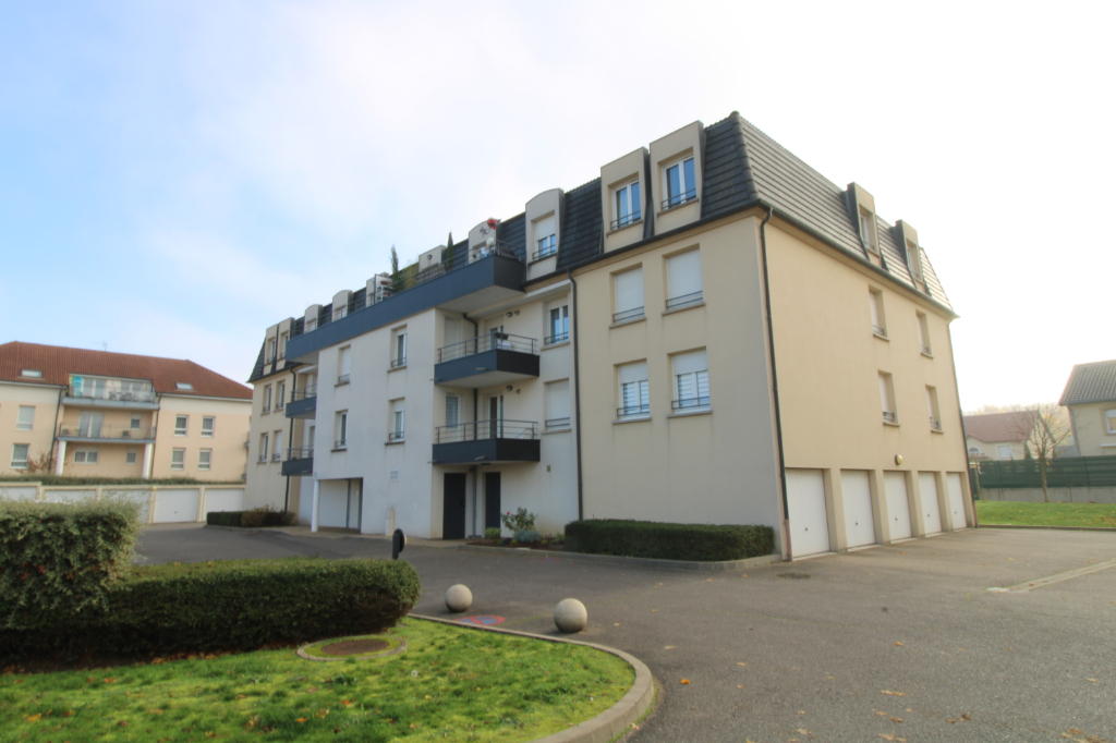 Appartement Amneville 5 pièce(s) 96 m2 carrez