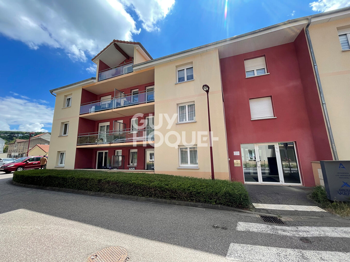 Appartement Algrange 2 pièce(s) 47  m2 avec balcon et  une place de parking