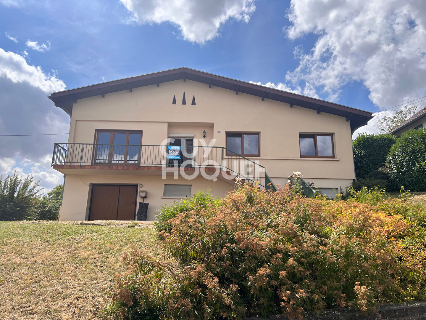 Charmante maison individuelle sur magnifique terrain de plus de 14 ares