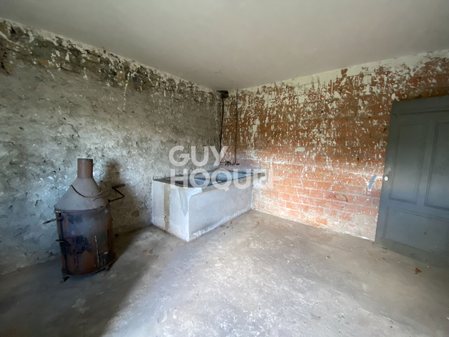 Magnifique maison, idéalement situé, avec beau potentiel