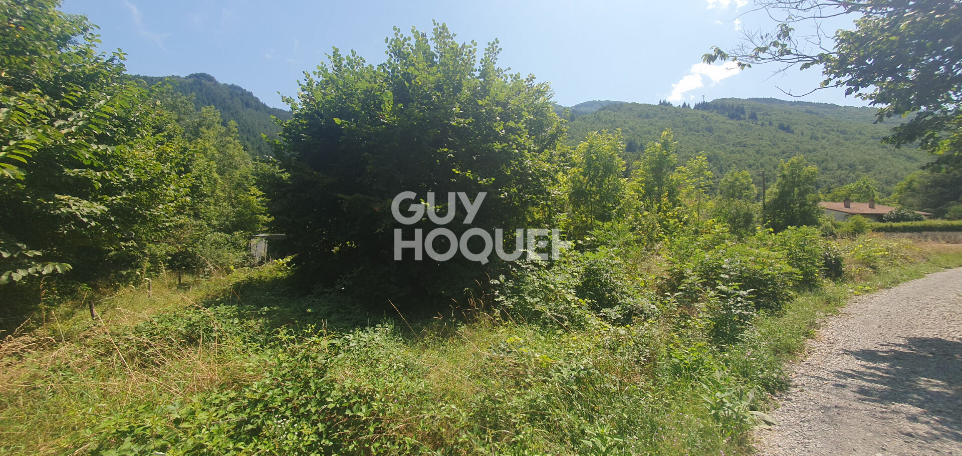 Terrain constructible de 1347m²