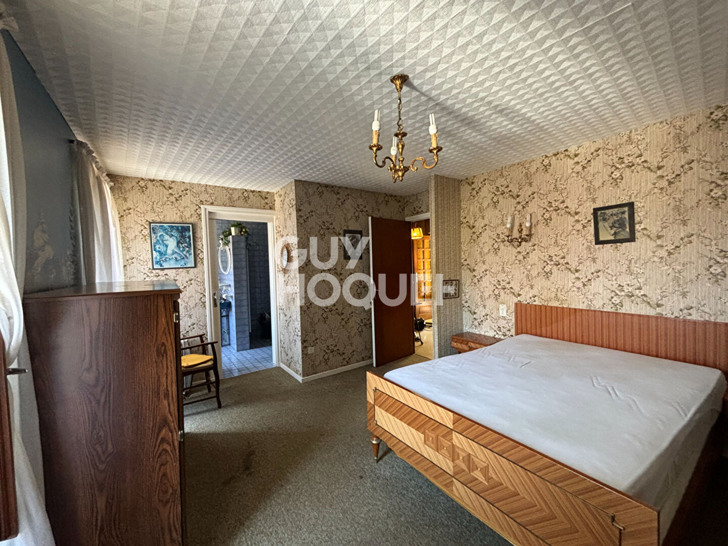 Maison Saint Etienne De Lugdares