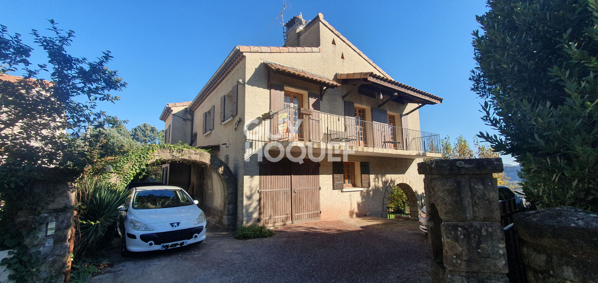 Maison de ville de 180m² sur terrain attenant de 770m²
