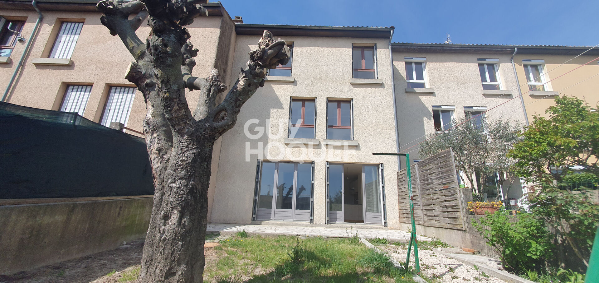 Maison au calme, avec jardin et garage