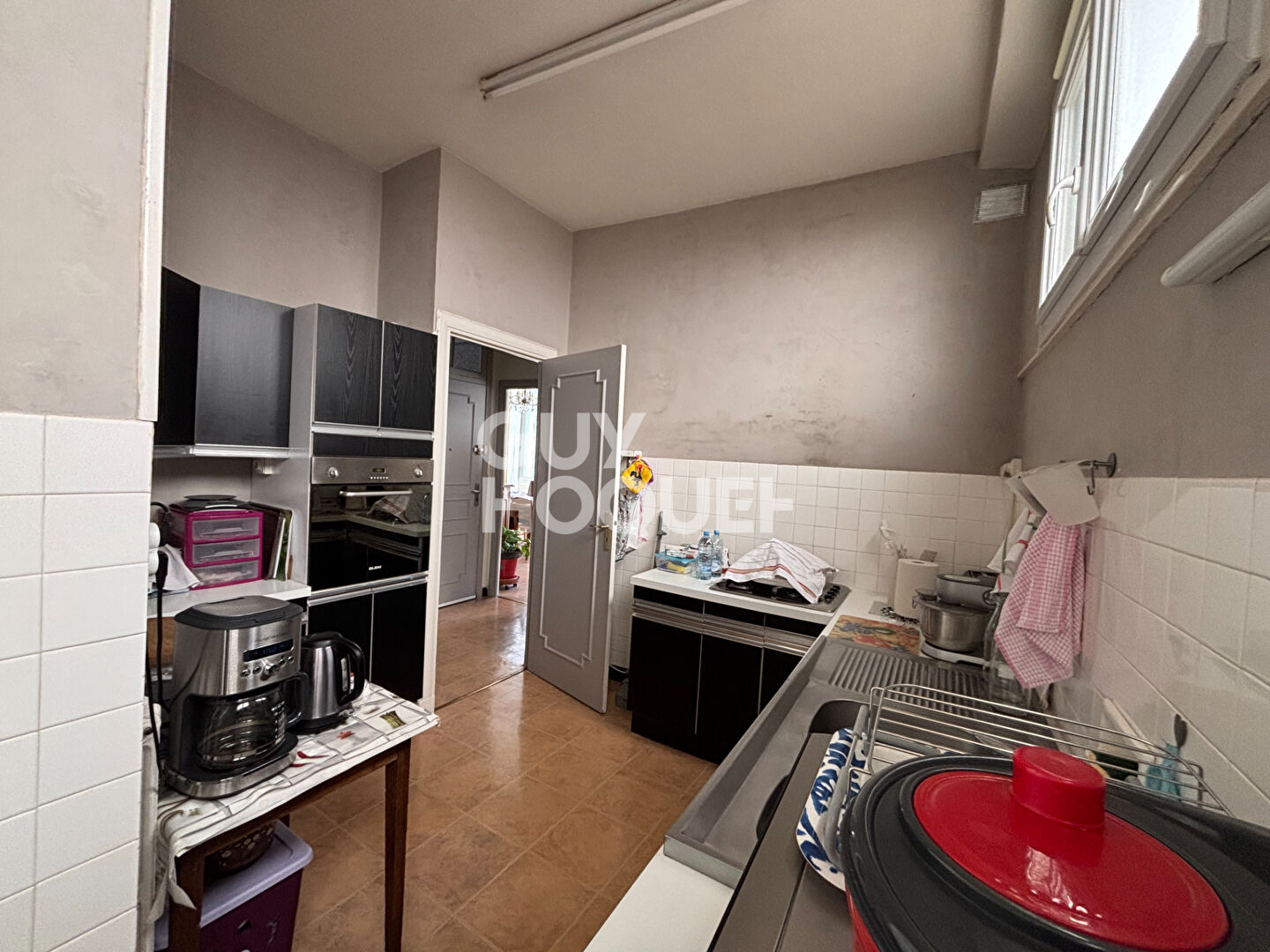 Immeuble de rapport 260 m²  4 lots Centre-ville d'Aubenas  2 000 de revenus mensuels