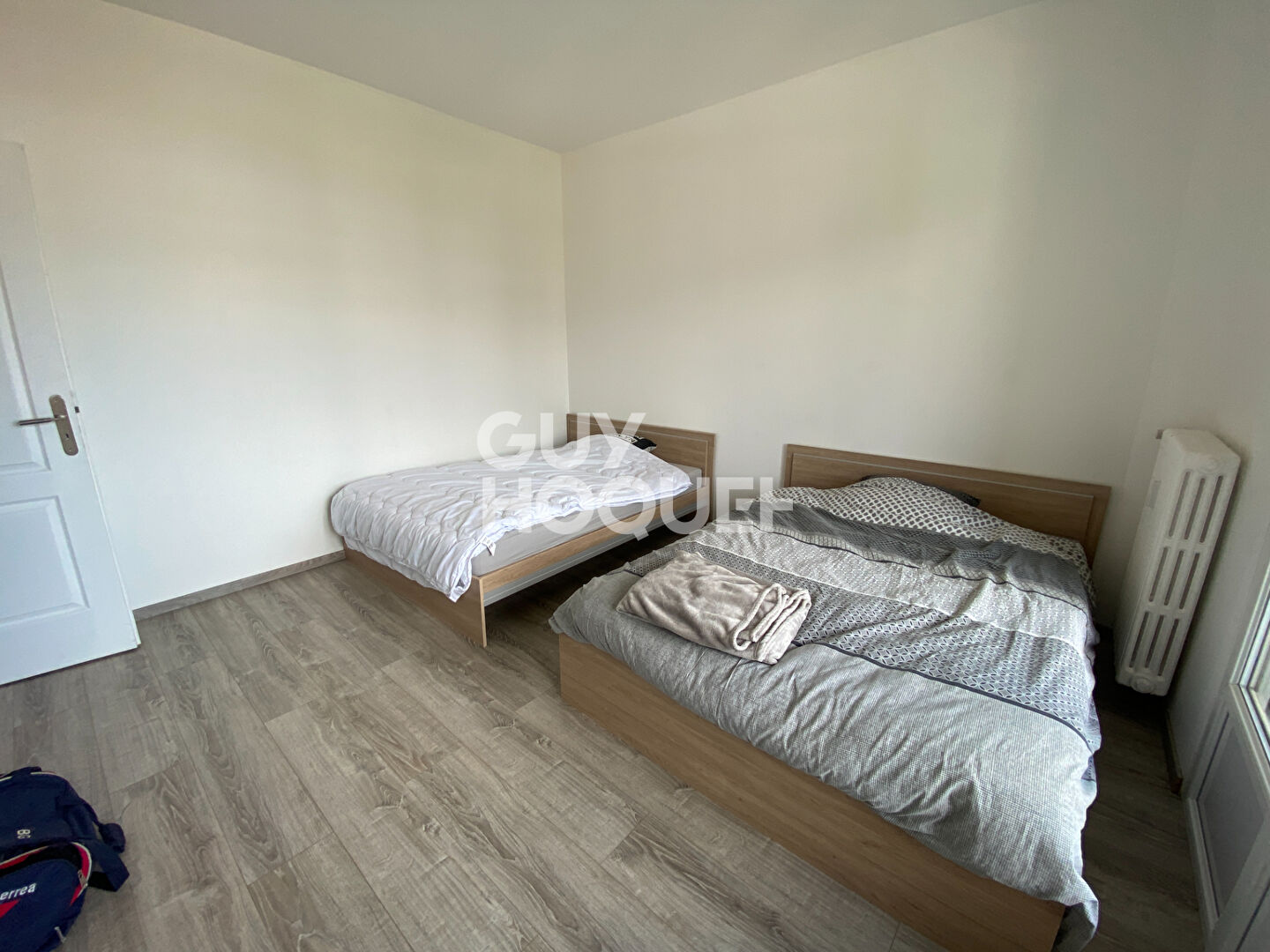 Appartement Aubenas  2 pièces avec loggia !