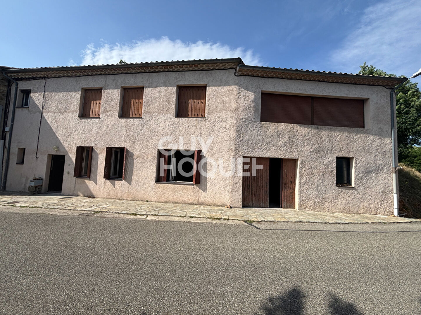 Maison mitoyenne 120 m² avec terrain non attenant de 3 761 m² ? Saint-Joseph-des-Bancs (Ardèche)