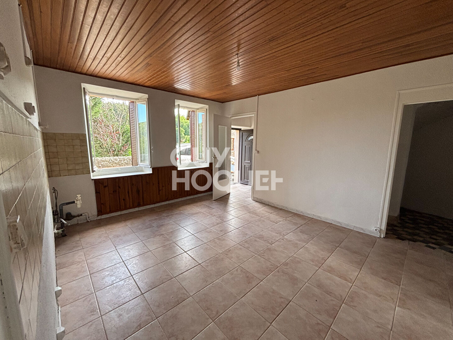 Maison mitoyenne 120 m² avec terrain non attenant de 3 761 m² Saint-Joseph-des-Bancs (Ardèche)