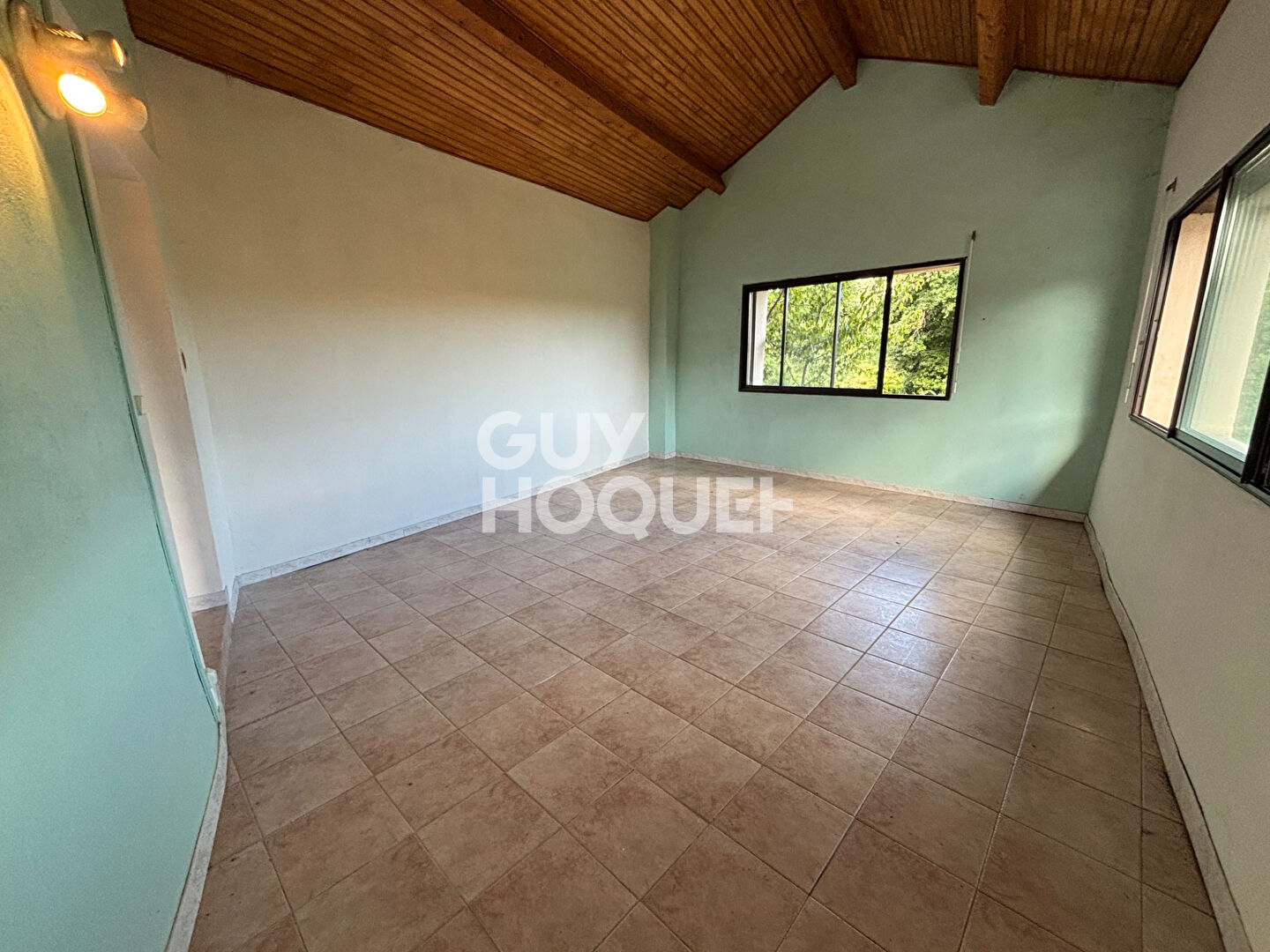 Maison mitoyenne 120 m² avec terrain non attenant de 3 761 m² Saint-Joseph-des-Bancs (Ardèche)