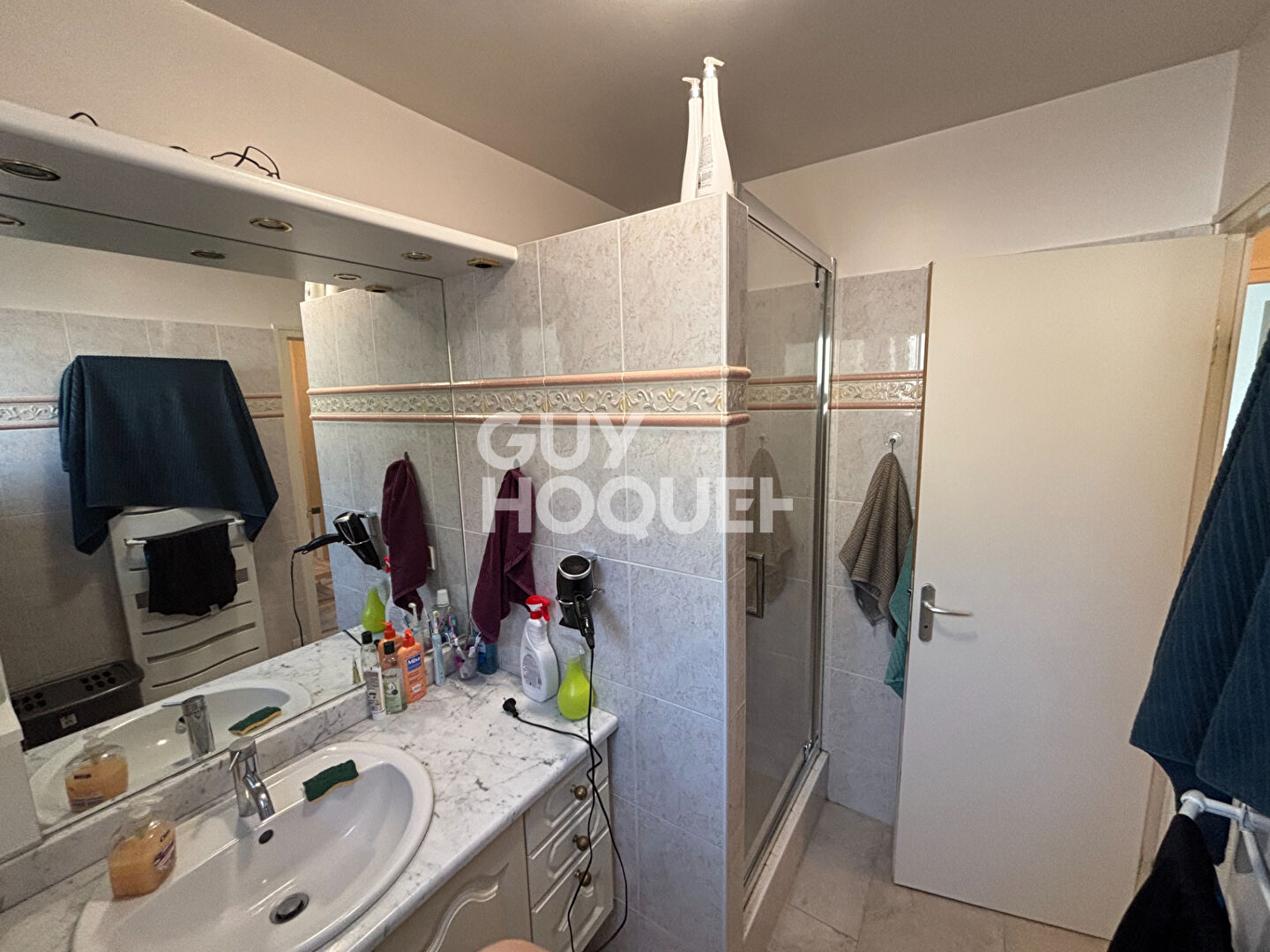 Maison mitoyenne 4 pièces avec jardin, garage et terrasse Aubenas